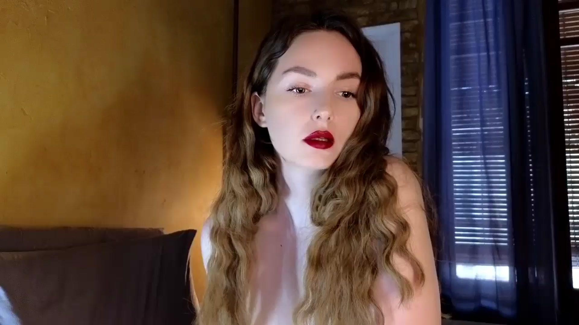 Gallery image thumbnail from Red_Lips_Girl's myfreecams stream on, 07/20/2024, 19:02 image 1 of 20