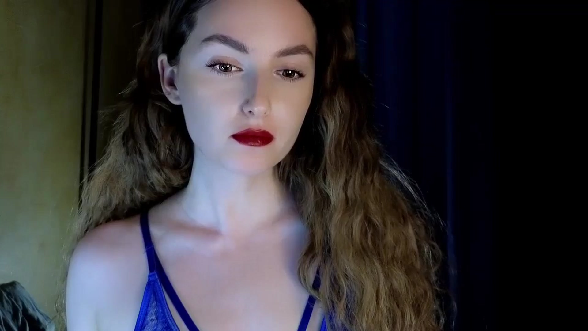 Gallery image thumbnail from Red_Lips_Girl's myfreecams stream on, 07/28/2024, 21:52 image 2 of 20