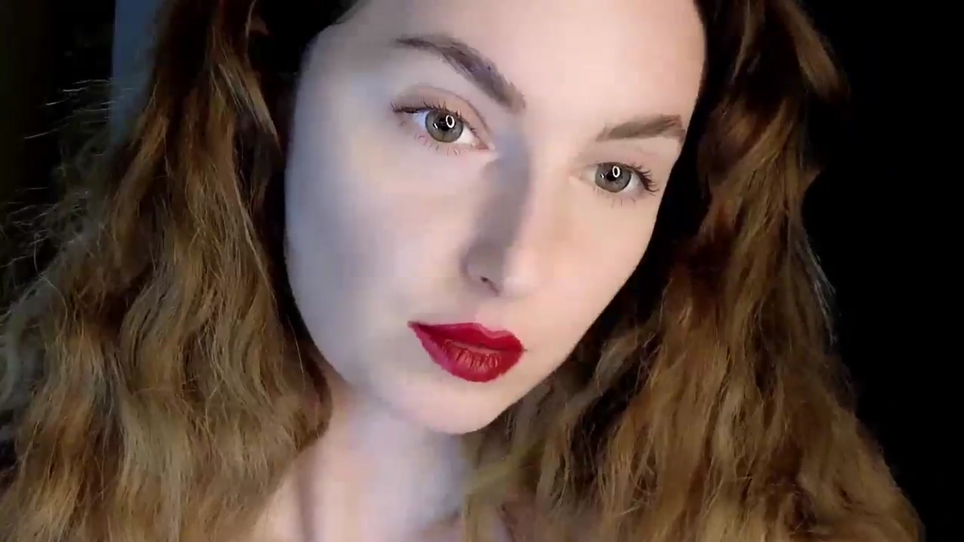Gallery image thumbnail from Red_Lips_Girl's myfreecams stream on, 08/04/2024, 21:06 image 20 of 20