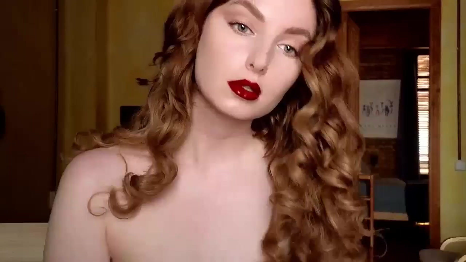 Gallery image thumbnail from Red_Lips_Girl's myfreecams stream on, 08/10/2024, 17:13 image 1 of 20