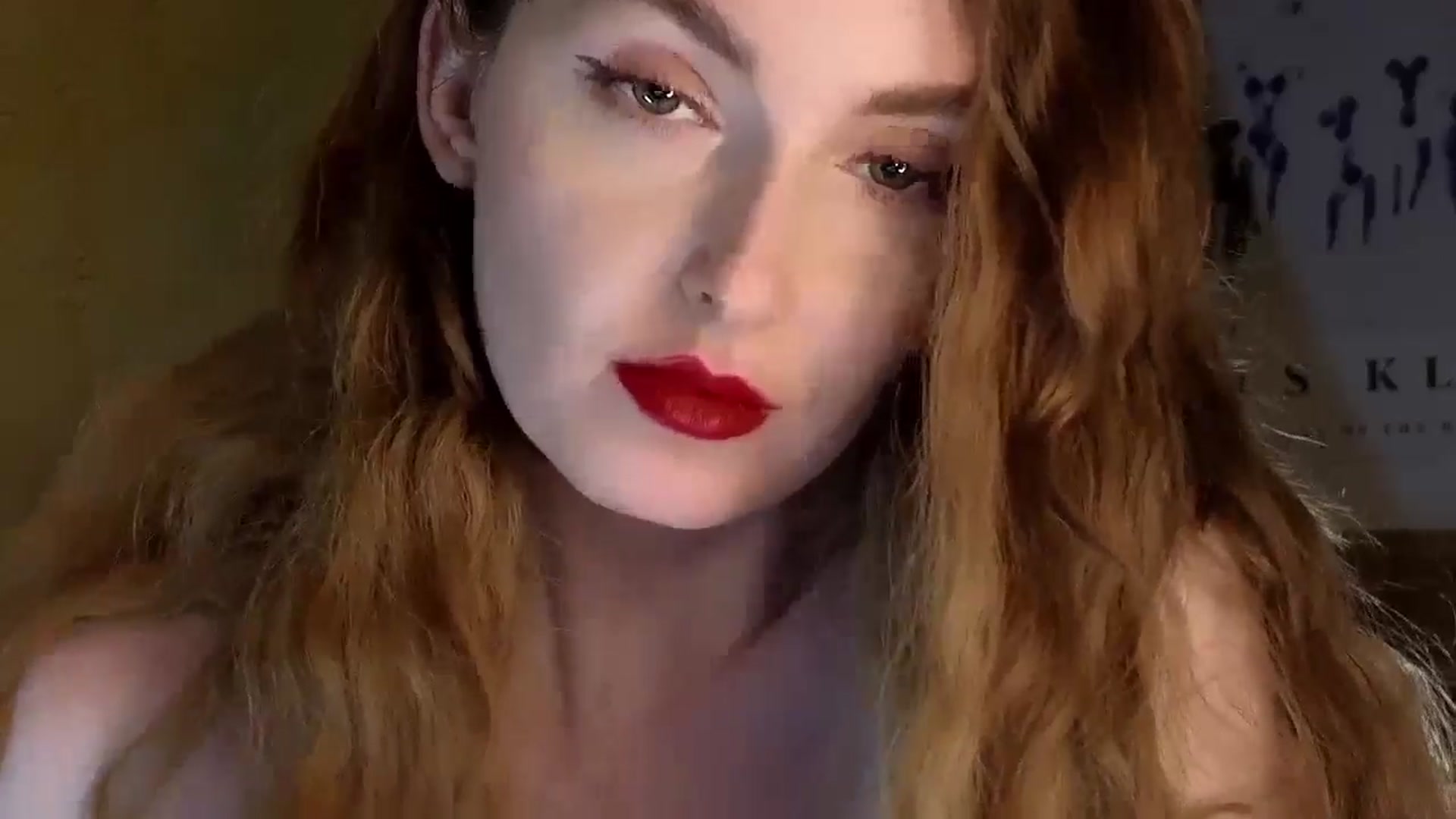 Gallery image thumbnail from Red_Lips_Girl's myfreecams stream on, 08/14/2024, 23:50 image 17 of 20