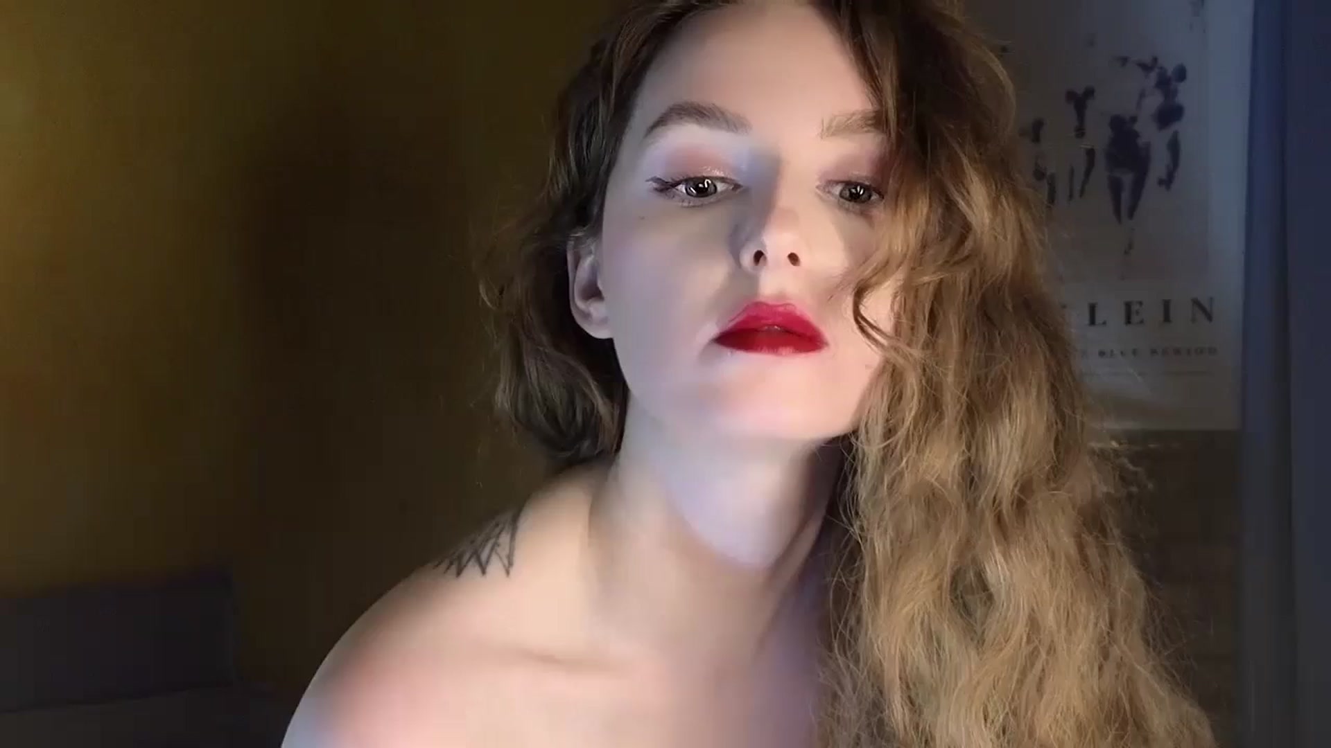 Gallery image thumbnail from Red_Lips_Girl's myfreecams stream on, 08/14/2024, 23:50 image 2 of 20