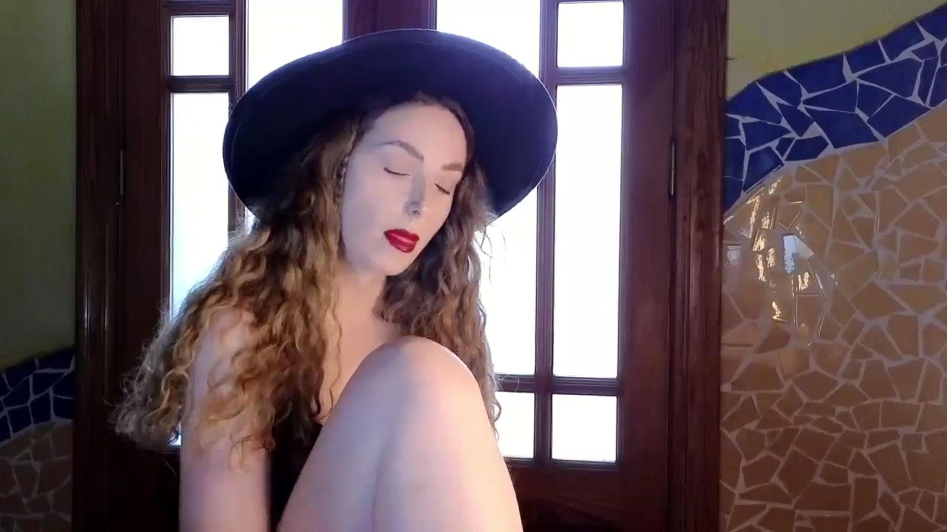 Gallery image thumbnail from Red_Lips_Girl's myfreecams stream on, 08/17/2024, 17:57 image 13 of 20