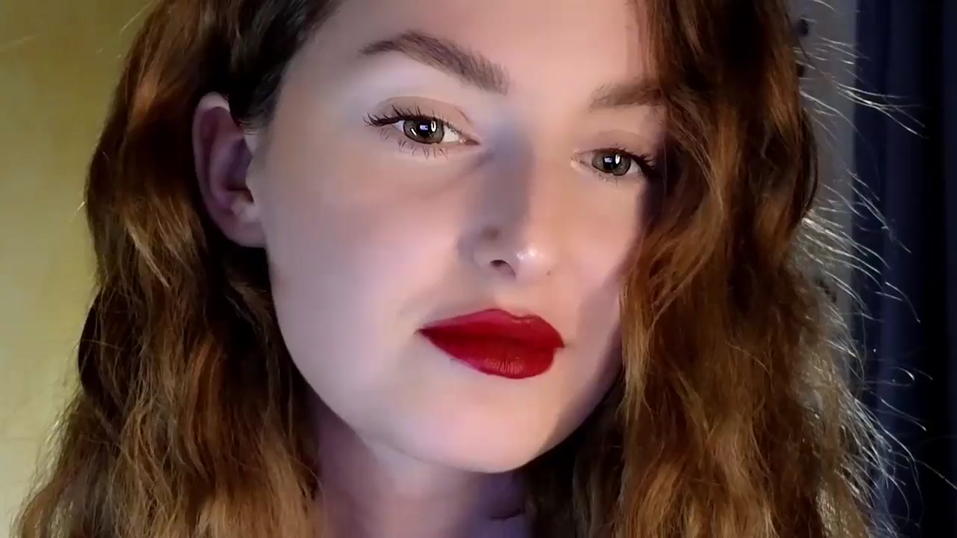 Gallery image thumbnail from Red_Lips_Girl's myfreecams stream on, 09/04/2024, 19:26 image 1 of 20