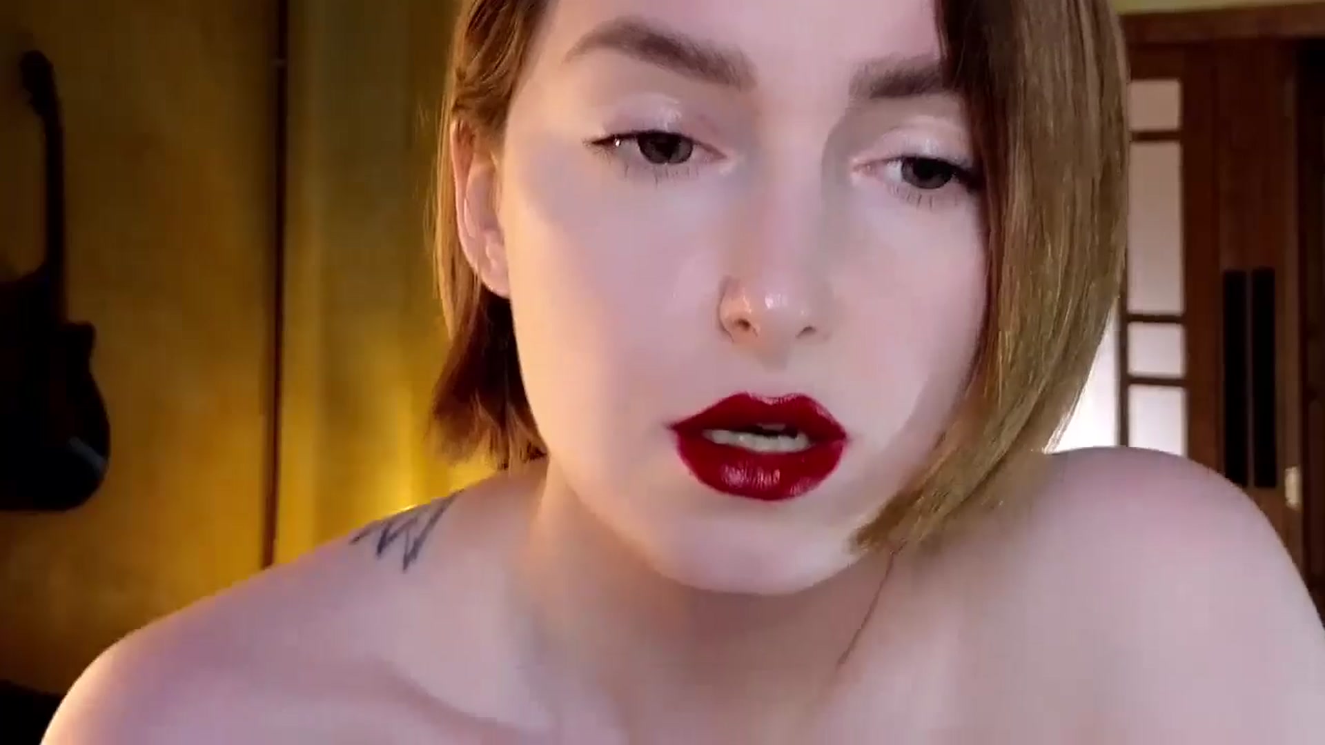 Gallery image thumbnail from Red_Lips_Girl's myfreecams stream on, 09/18/2024, 16:05 image 10 of 20