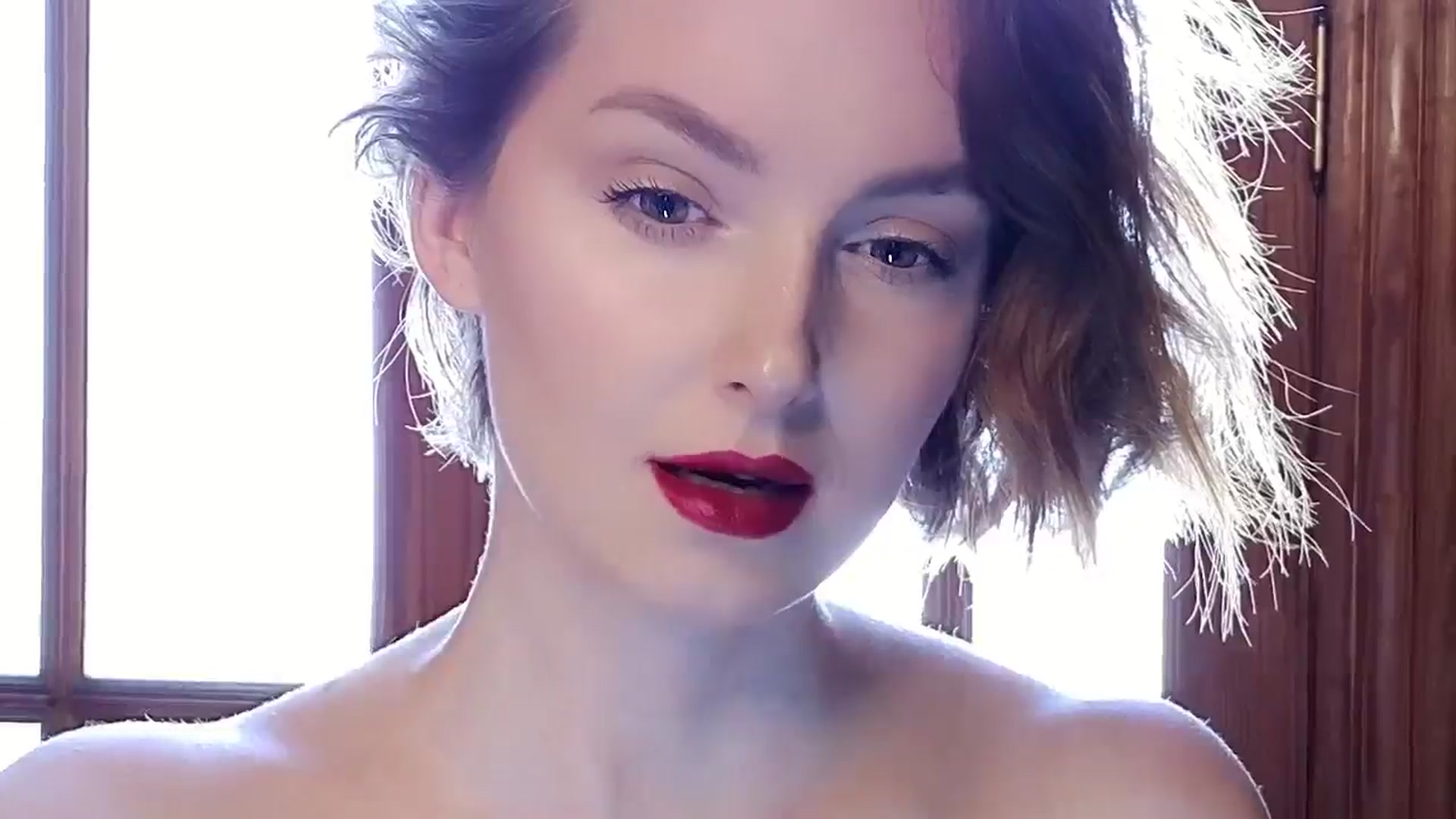 Gallery image thumbnail from Red_Lips_Girl's myfreecams stream on, 10/21/2024, 14:10 image 20 of 20
