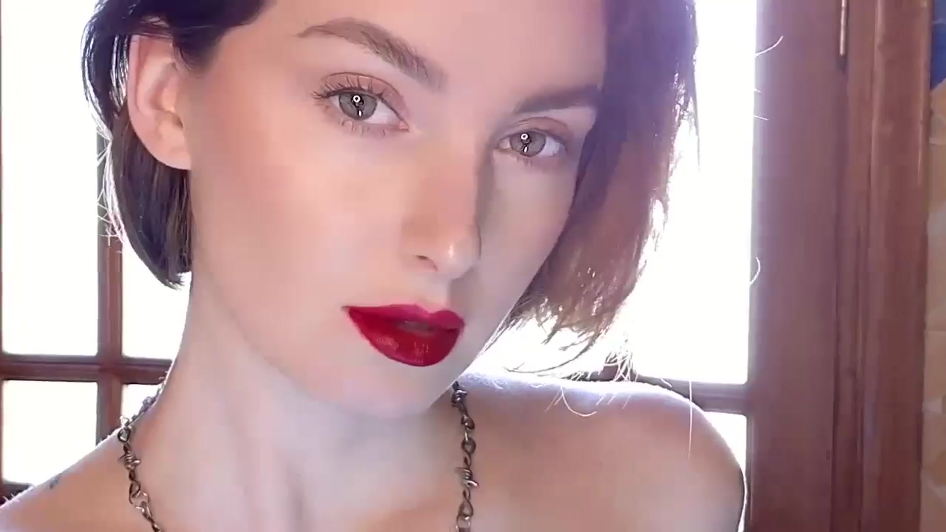 Gallery image thumbnail from Red_Lips_Girl's myfreecams stream on, 11/07/2024, 14:20 image 13 of 20