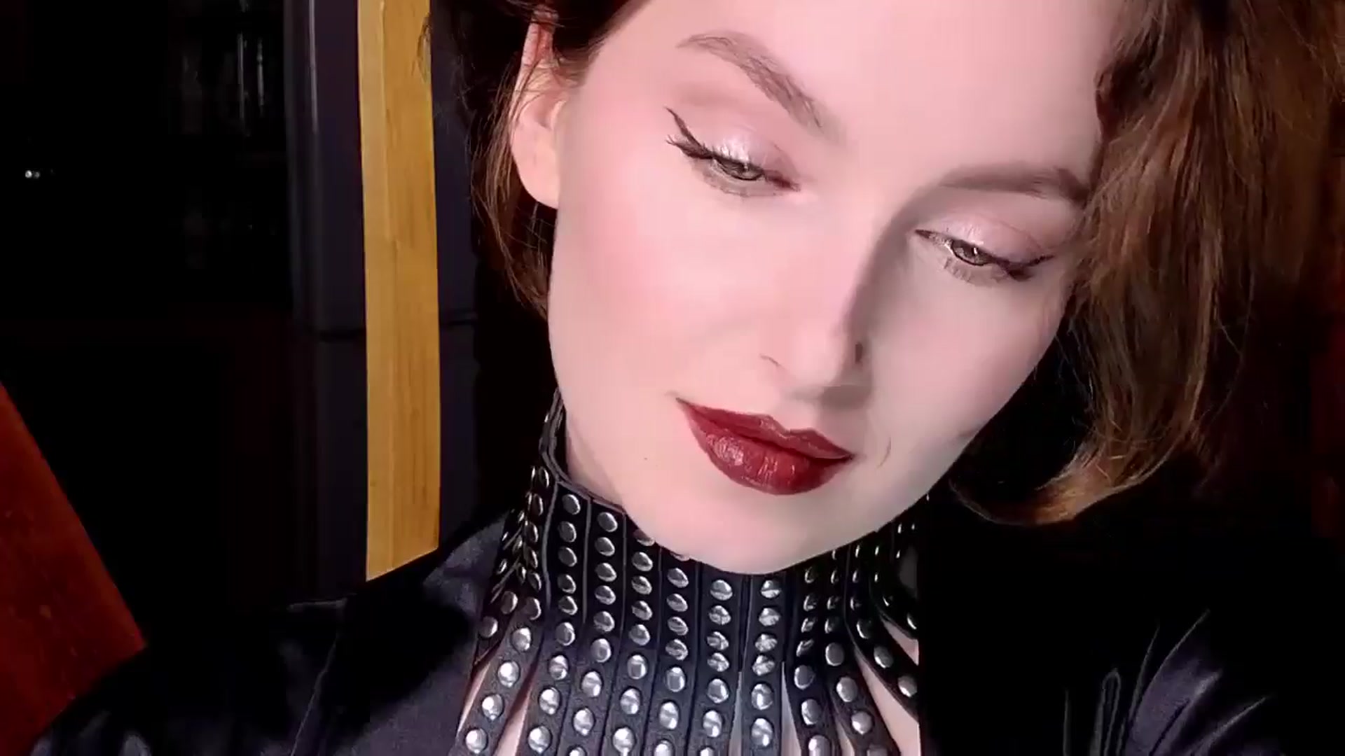 Gallery image thumbnail from Red_Lips_Girl's myfreecams stream on, 11/19/2024, 18:17 image 20 of 20