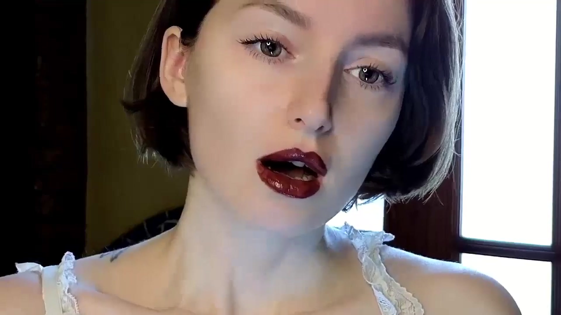 Gallery image thumbnail from Red_Lips_Girl's myfreecams stream on, 11/25/2024, 13:37 image 2 of 20