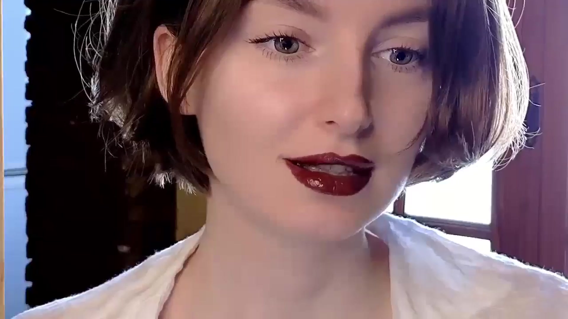 Gallery image thumbnail from Red_Lips_Girl's myfreecams stream on, 11/25/2024, 13:37 image 19 of 20