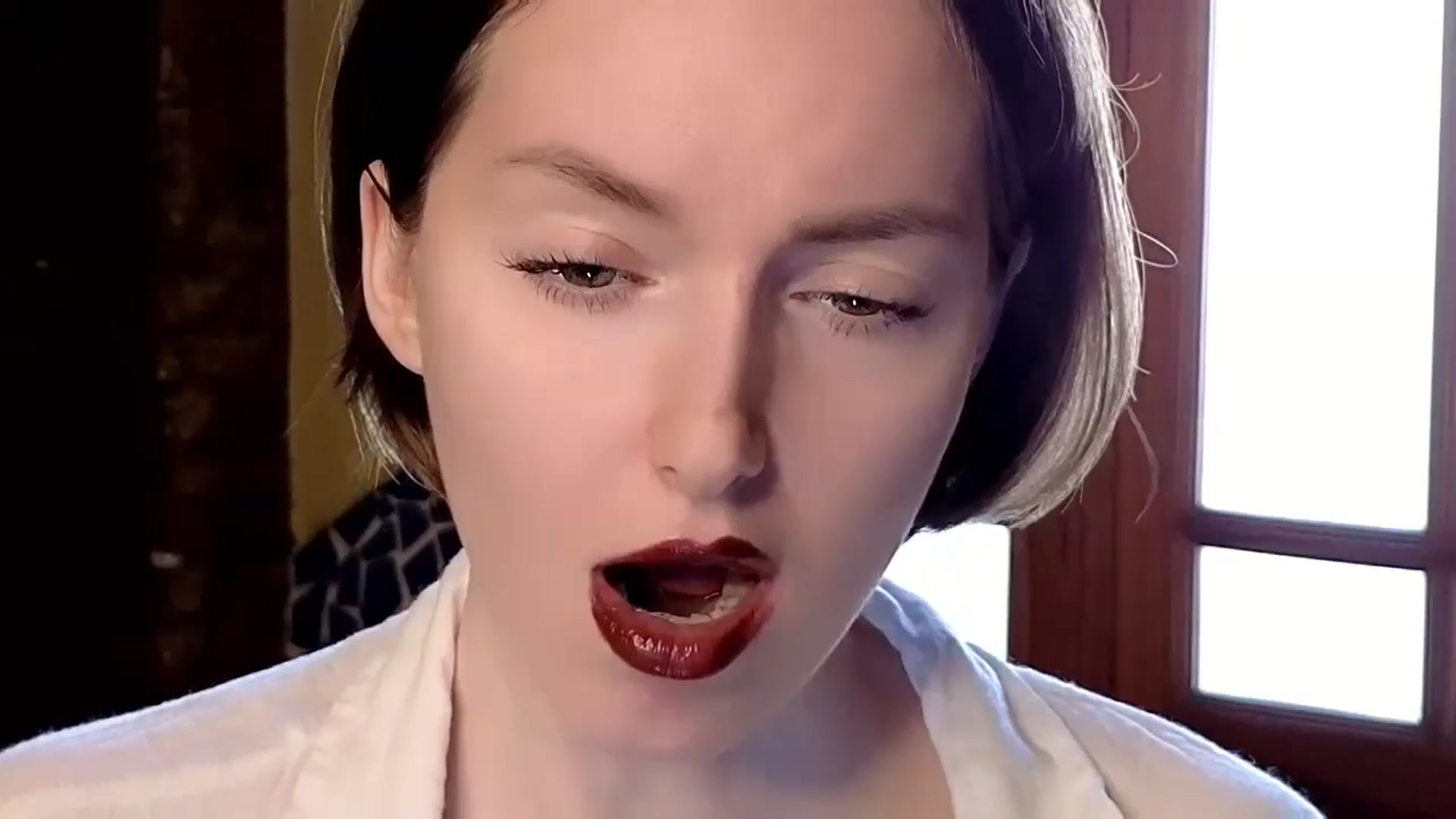 Gallery image thumbnail from Red_Lips_Girl's myfreecams stream on, 11/25/2024, 15:08 image 17 of 20