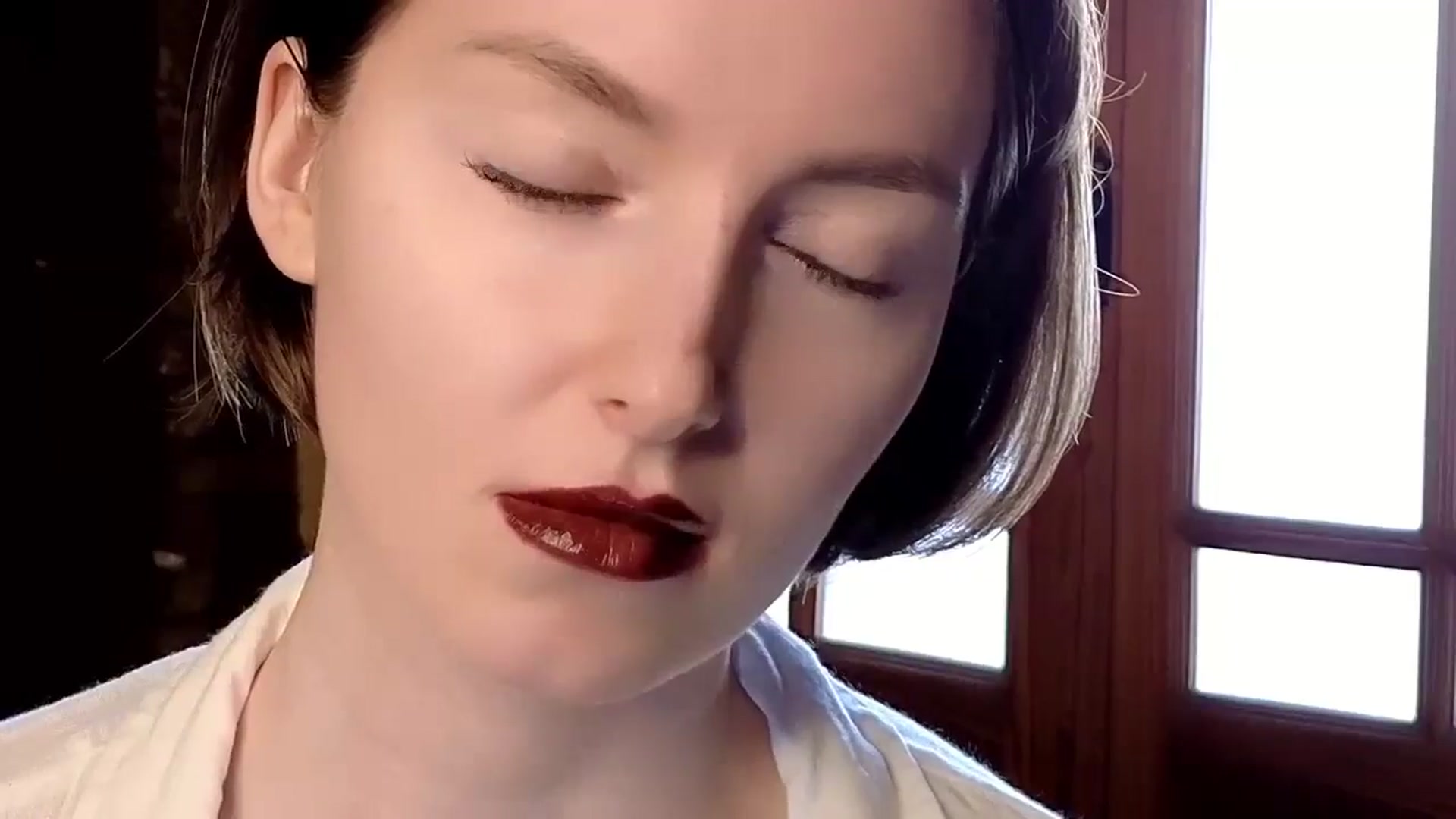Gallery image thumbnail from Red_Lips_Girl's myfreecams stream on, 11/25/2024, 15:08 image 19 of 20