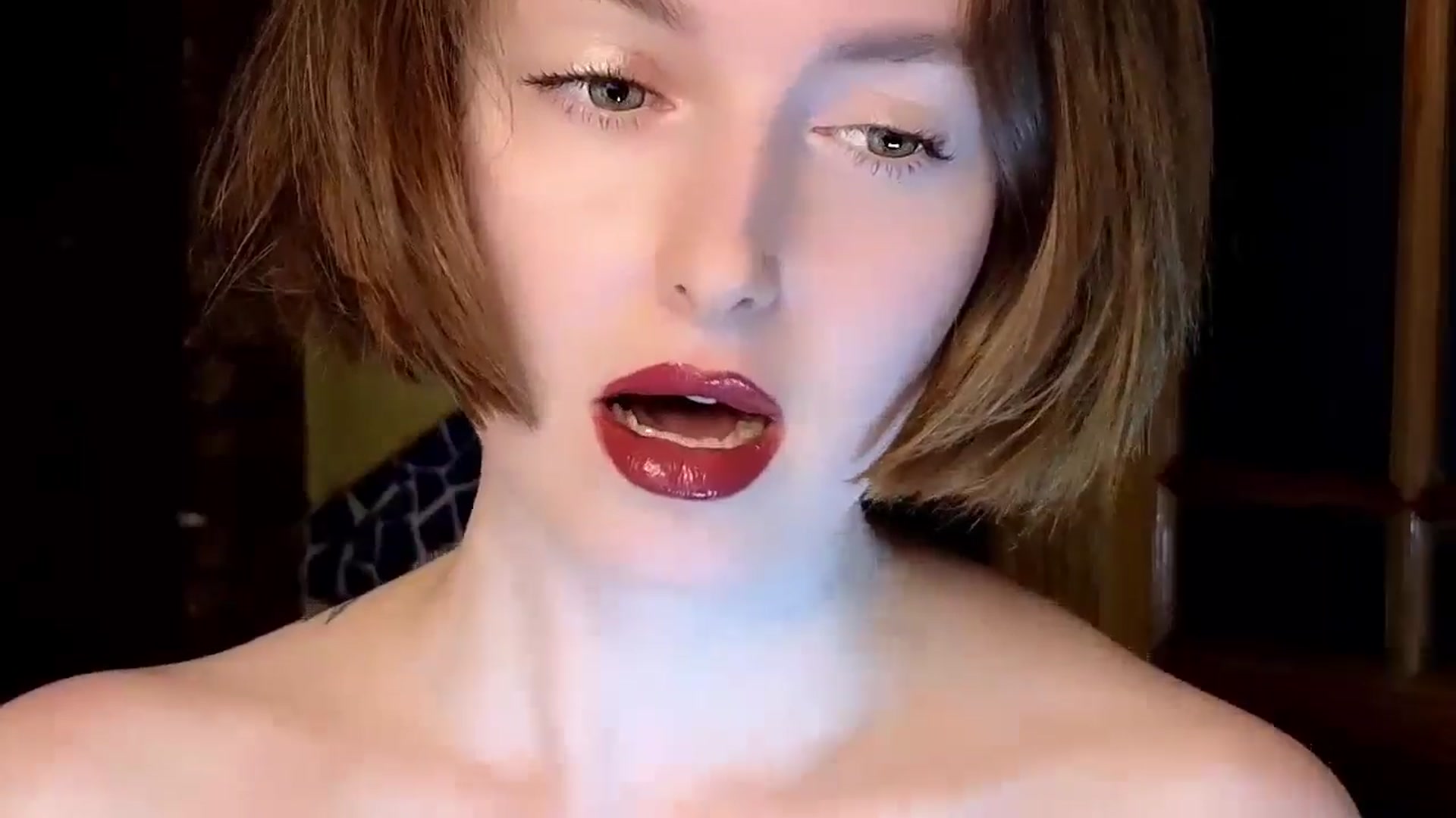 Gallery image thumbnail from Red_Lips_Girl's myfreecams stream on, 11/26/2024, 20:55 image 18 of 20