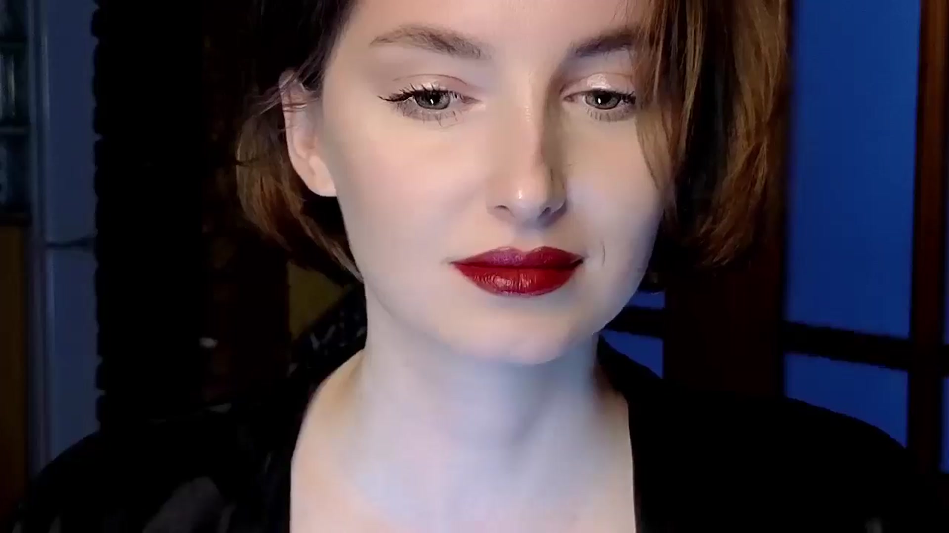 Gallery image thumbnail from Red_Lips_Girl's myfreecams stream on, 12/02/2024, 16:59 image 17 of 20