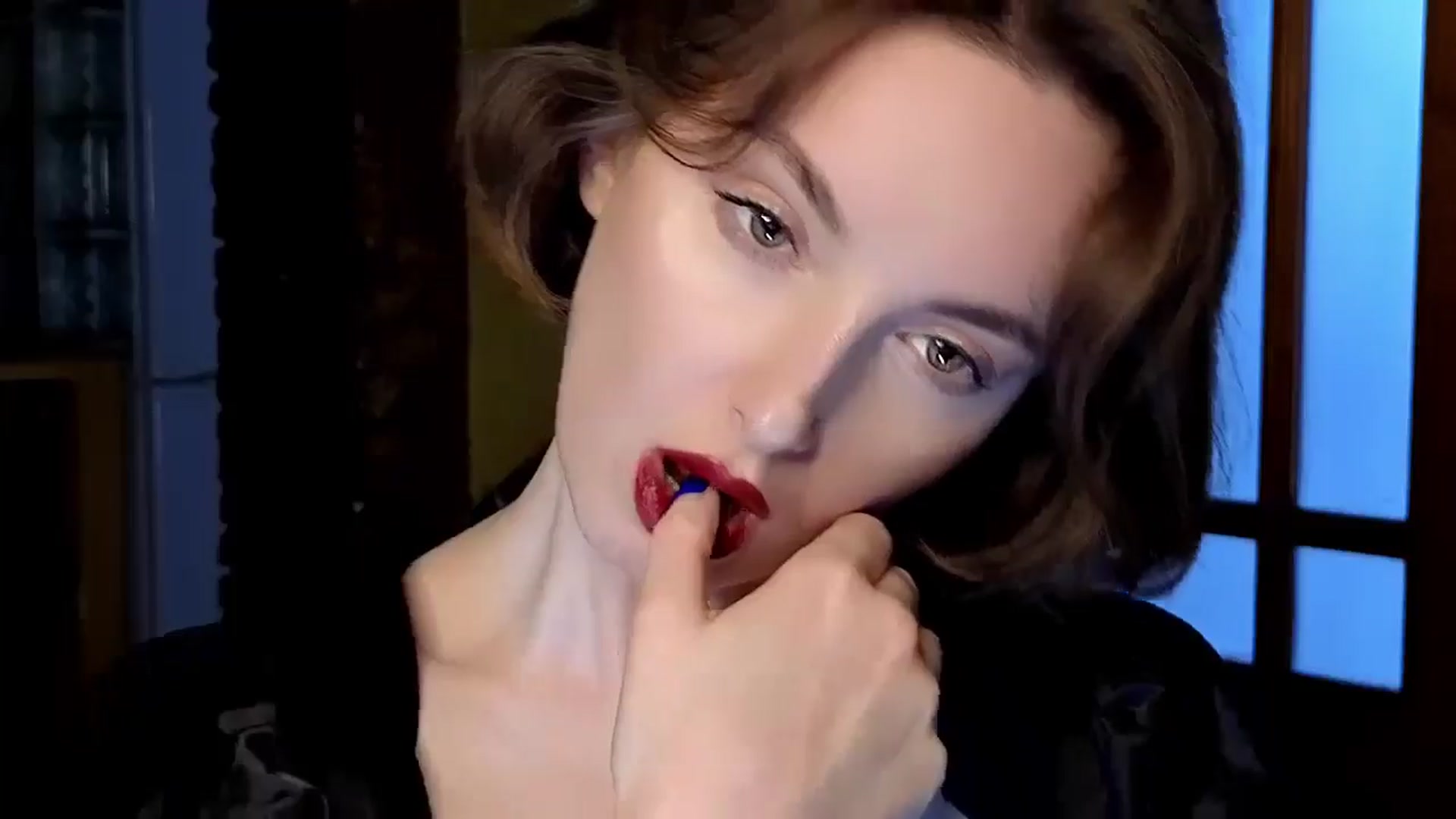 Gallery image thumbnail from Red_Lips_Girl's myfreecams stream on, 12/02/2024, 16:59 image 11 of 20