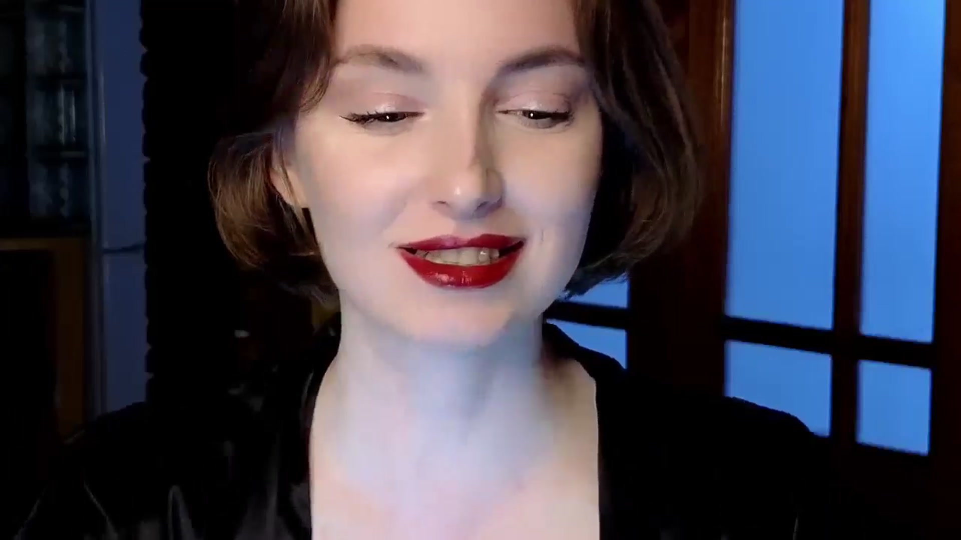 Gallery image thumbnail from Red_Lips_Girl's myfreecams stream on, 12/02/2024, 16:59 image 13 of 20