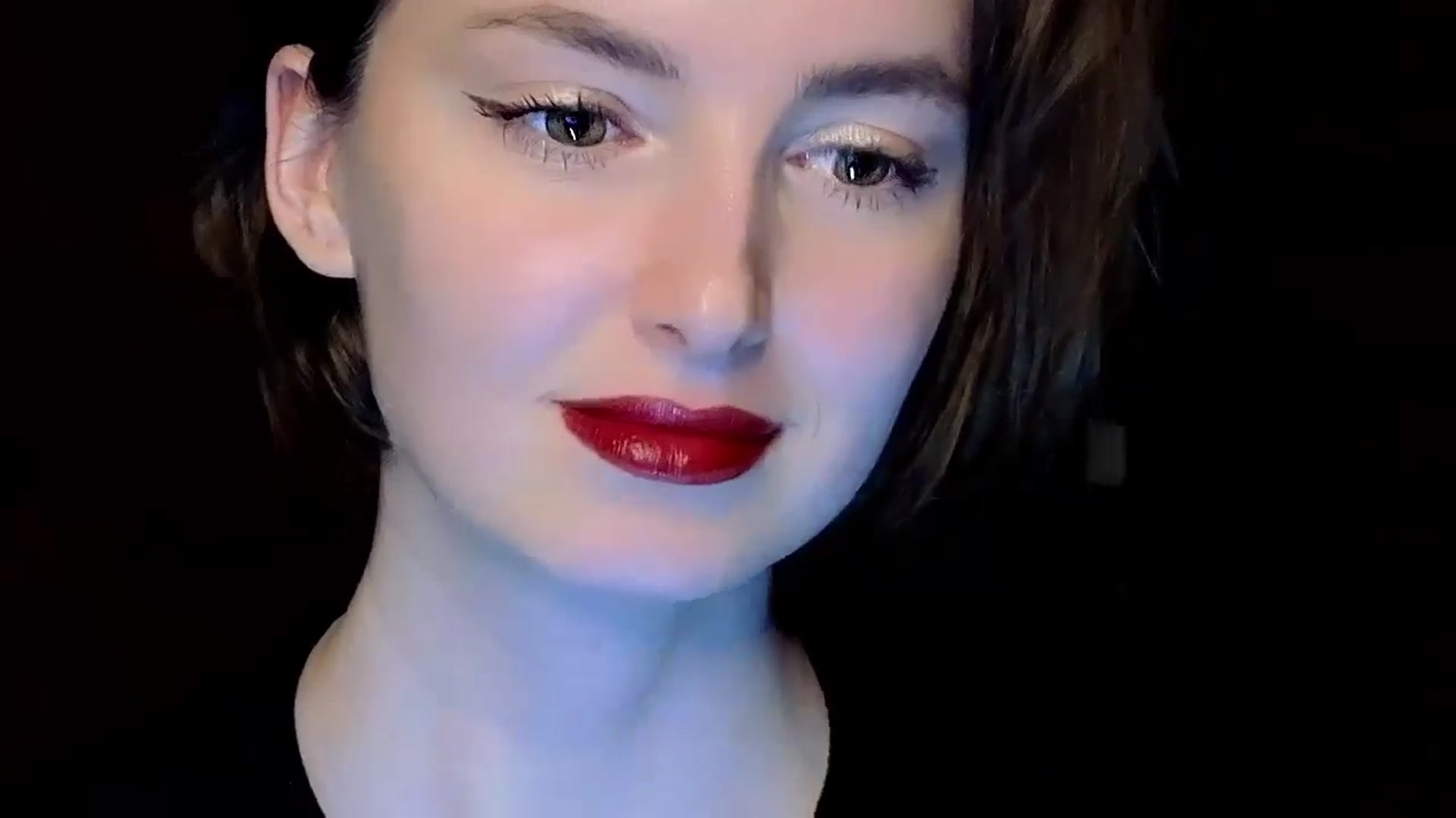 Gallery image thumbnail from Red_Lips_Girl's myfreecams stream on, 12/16/2024, 20:53 image 18 of 20