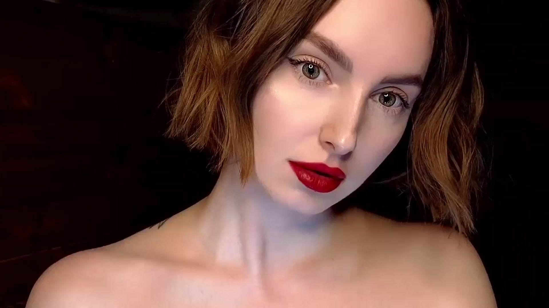 Gallery image thumbnail from Red_Lips_Girl's myfreecams stream on, 01/07/2025, 19:18 image 14 of 20