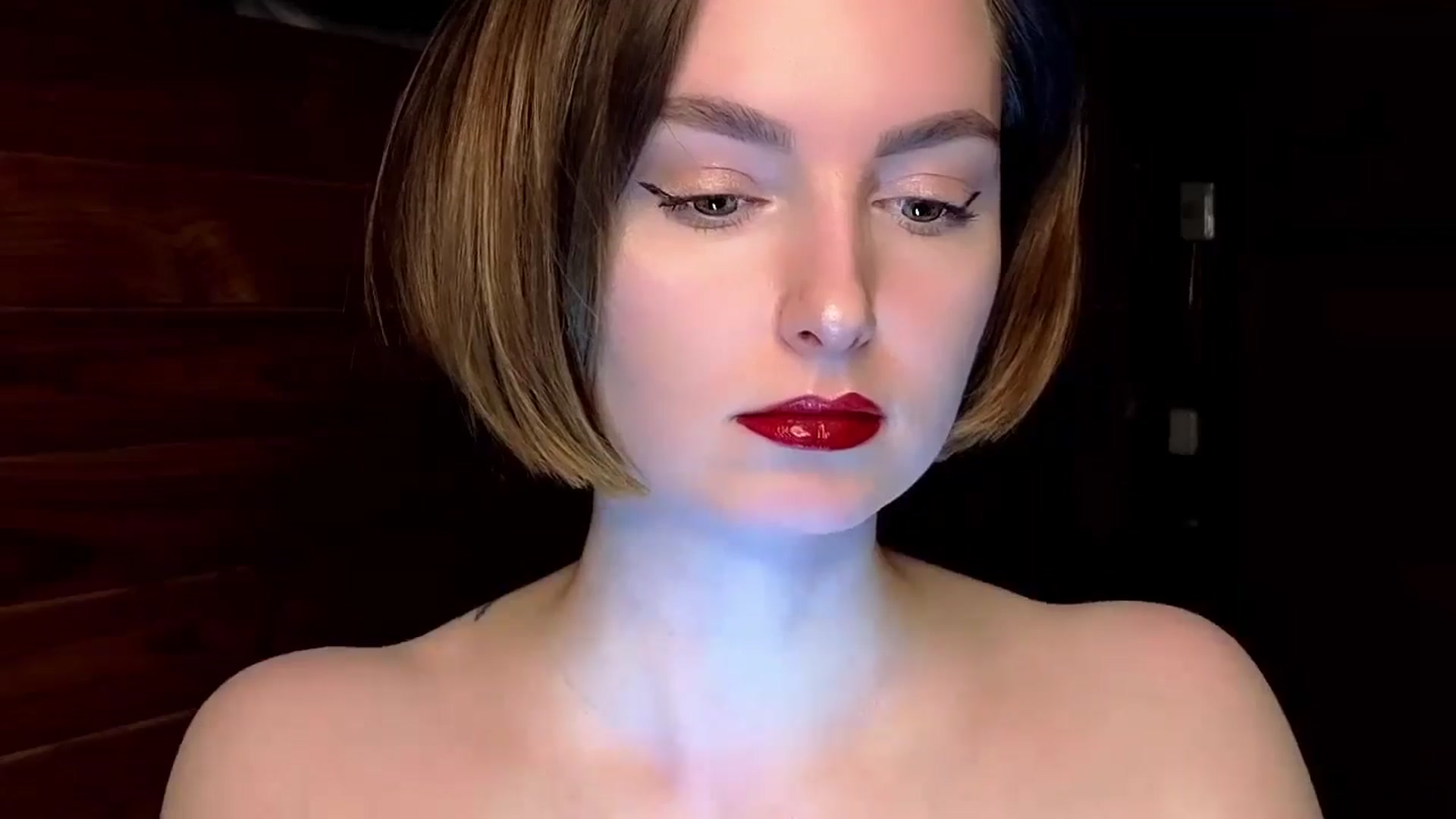 Gallery image thumbnail from Red_Lips_Girl's myfreecams stream on, 01/13/2025, 19:55 image 8 of 20
