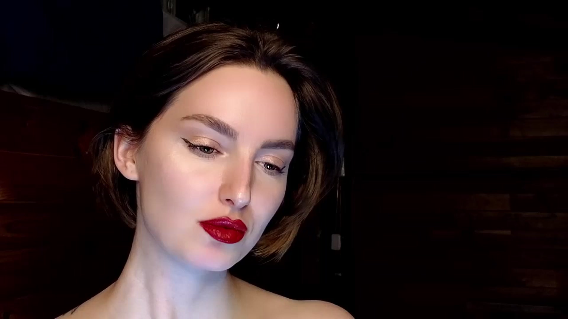 Gallery image thumbnail from Red_Lips_Girl's myfreecams stream on, 01/13/2025, 21:42 image 7 of 20