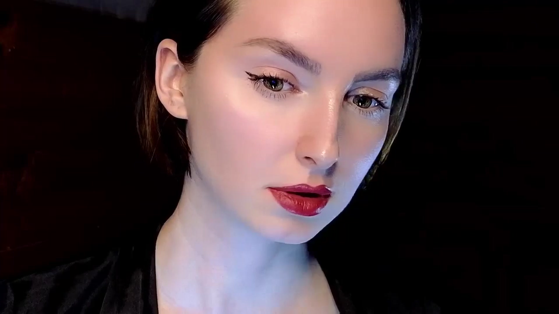 Gallery image thumbnail from Red_Lips_Girl's myfreecams stream on, 01/16/2025, 22:25 image 13 of 20