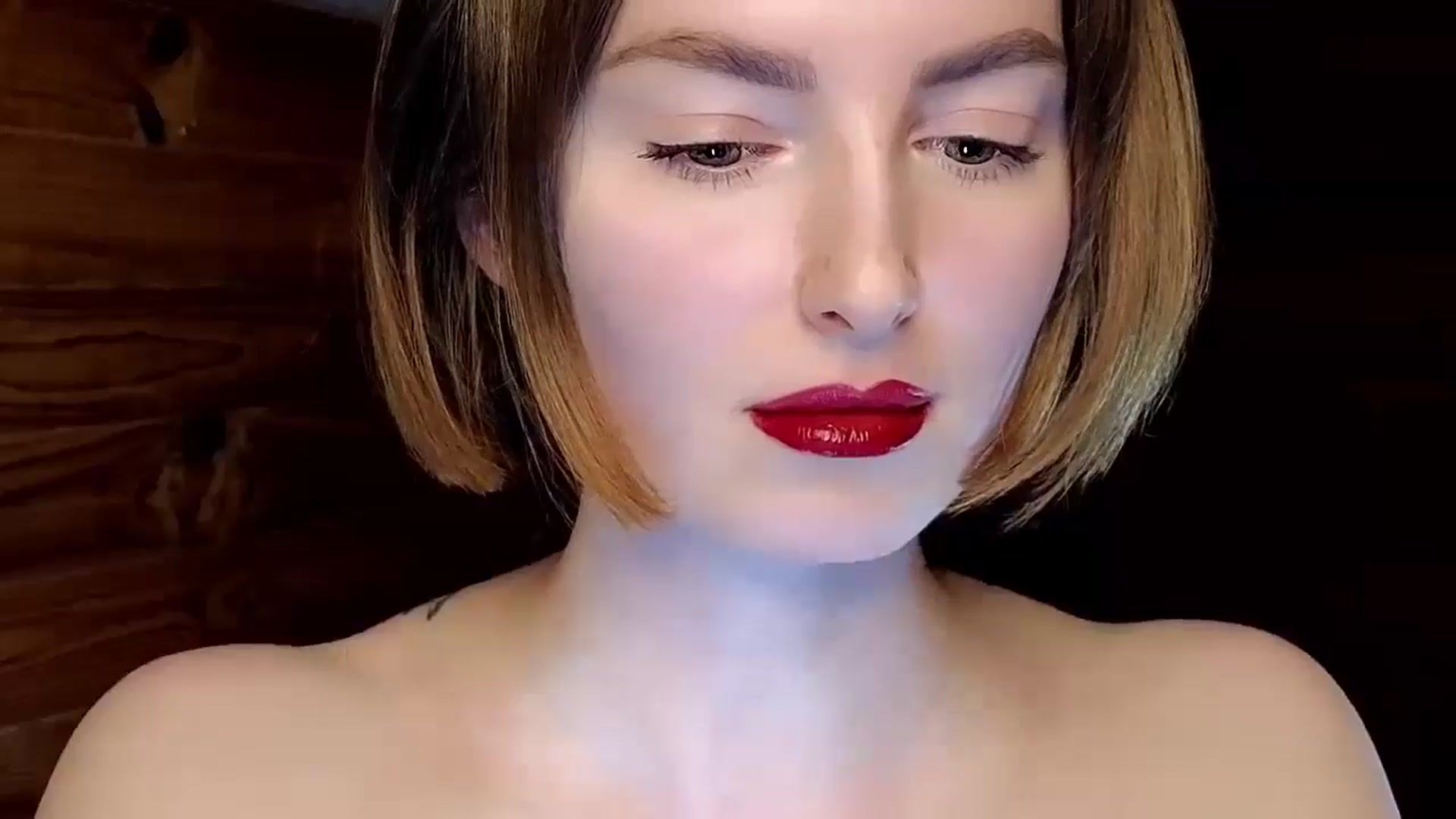 Gallery image thumbnail from Red_Lips_Girl's myfreecams stream on, 01/20/2025, 22:05 image 17 of 20