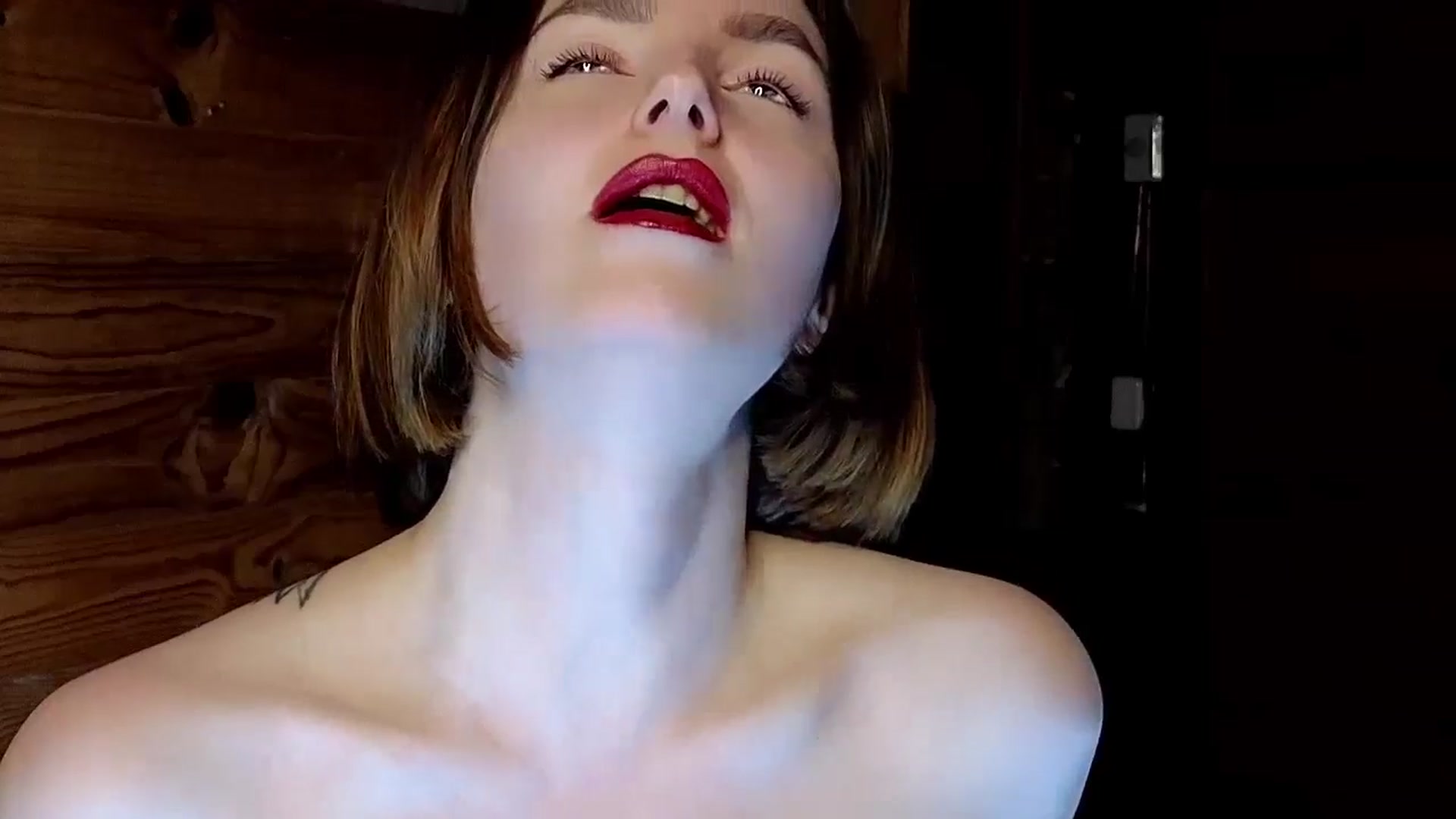 Gallery image thumbnail from Red_Lips_Girl's myfreecams stream on, 01/20/2025, 22:28 image 19 of 20