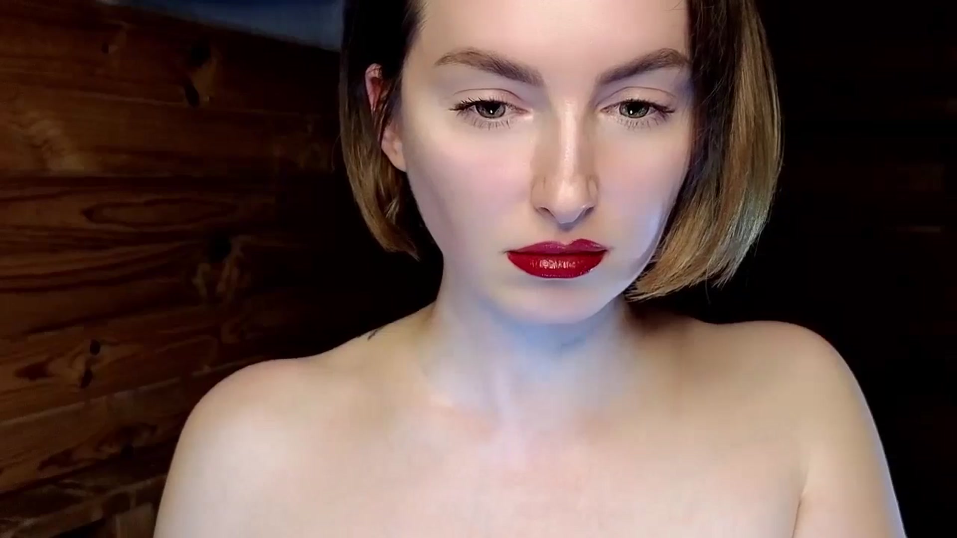Gallery image thumbnail from Red_Lips_Girl's myfreecams stream on, 01/20/2025, 22:28 image 3 of 20