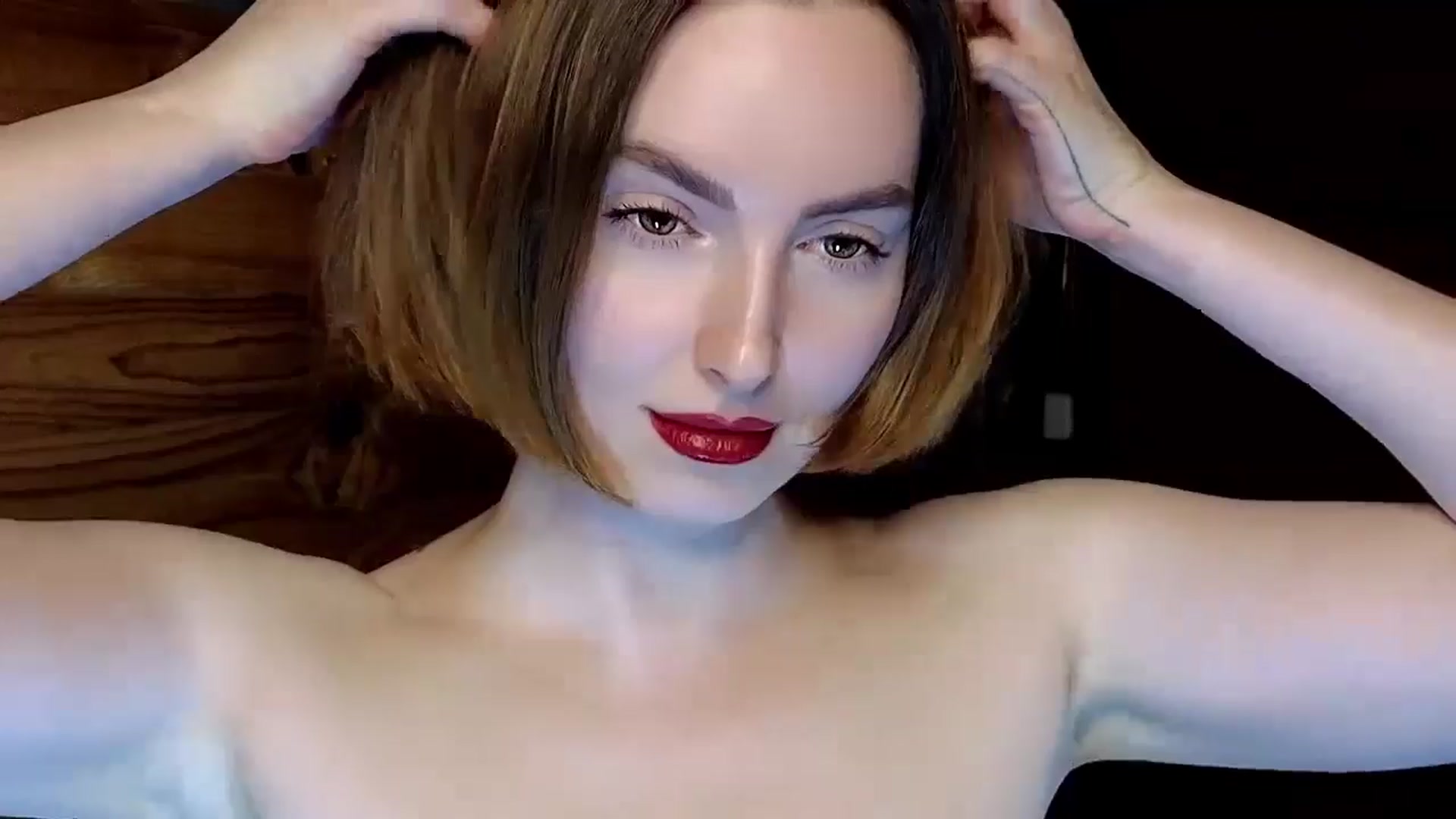 Gallery image thumbnail from Red_Lips_Girl's myfreecams stream on, 01/20/2025, 23:11 image 5 of 20