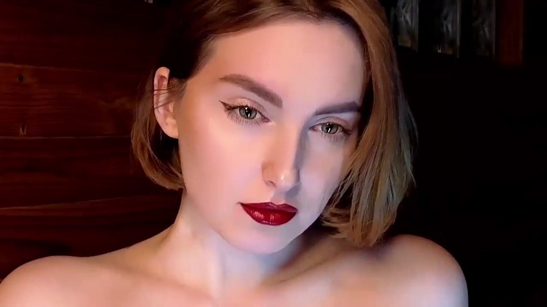 Gallery image thumbnail from Red_Lips_Girl's myfreecams stream on, 01/30/2025, 22:00 image 18 of 20