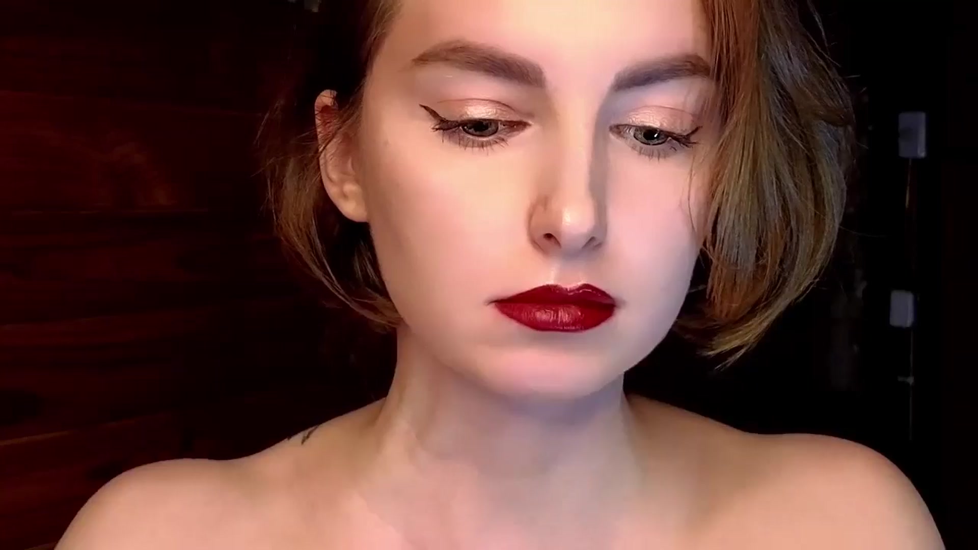 Gallery image thumbnail from Red_Lips_Girl's myfreecams stream on, 01/30/2025, 23:08 image 19 of 20