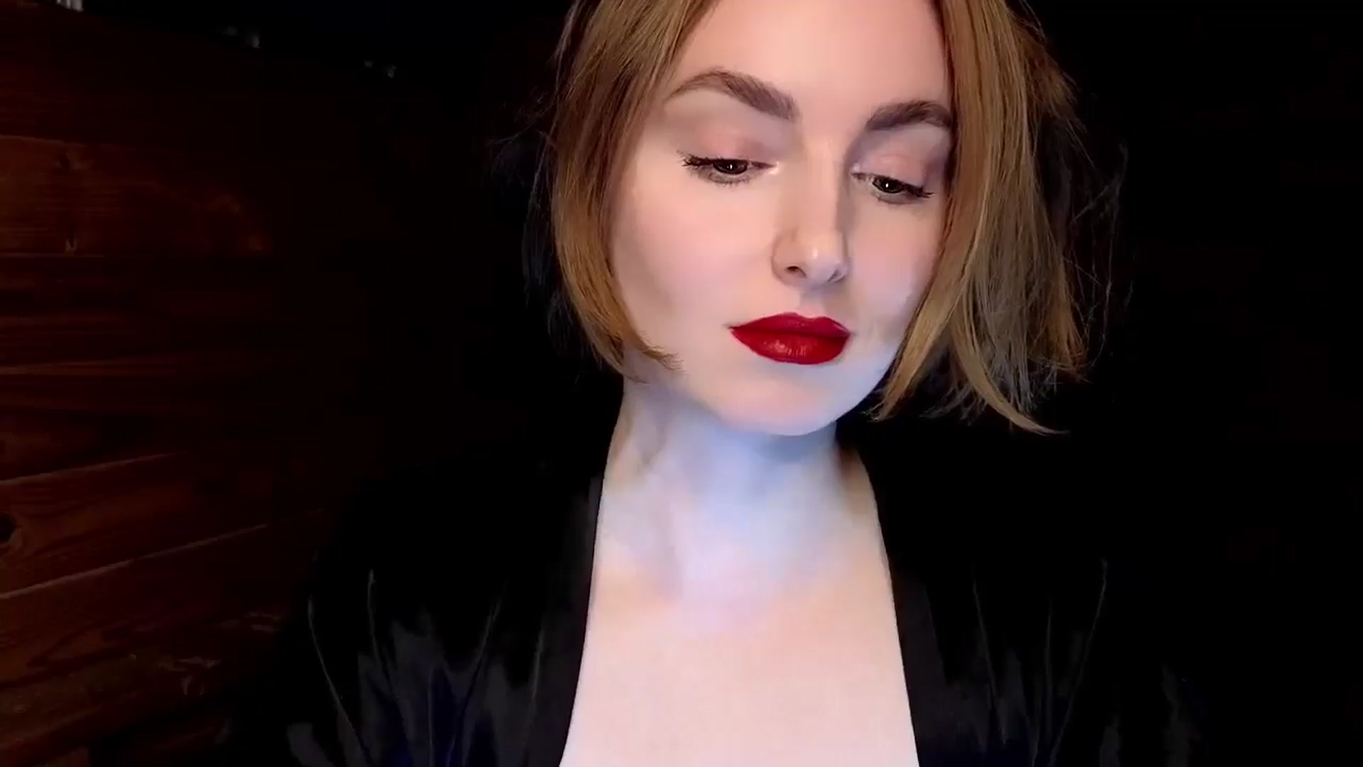 Gallery image thumbnail from Red_Lips_Girl's myfreecams stream on, 02/03/2025, 23:05 image 19 of 20