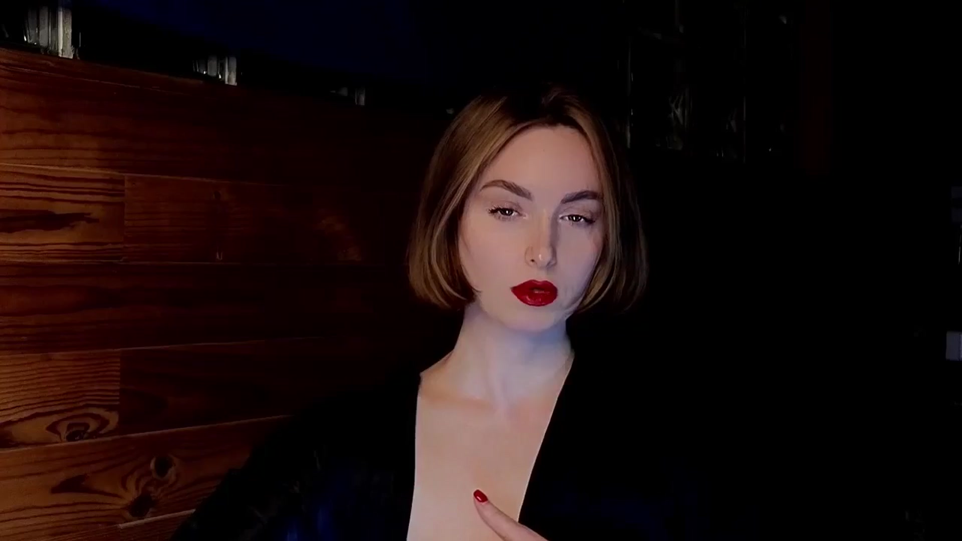 Gallery image thumbnail from Red_Lips_Girl's myfreecams stream on, 02/03/2025, 23:05 image 8 of 20