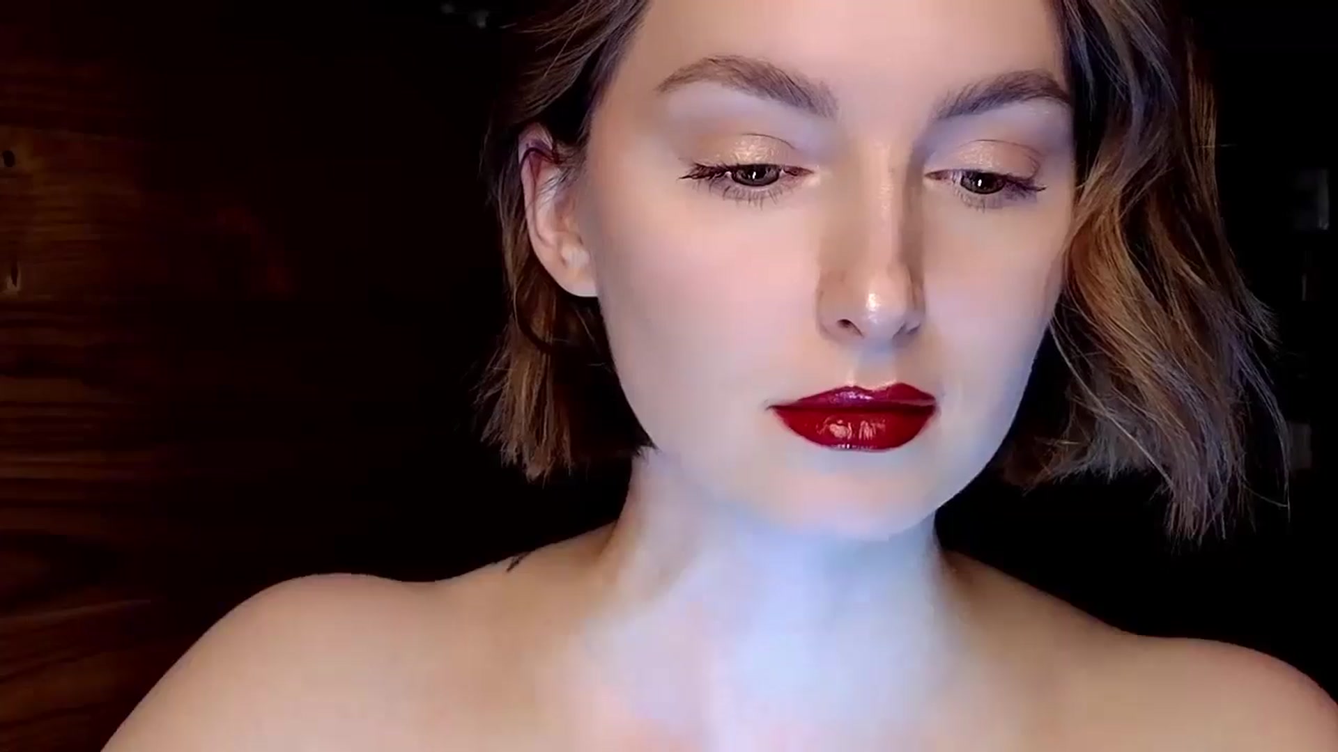 Gallery image thumbnail from Red_Lips_Girl's myfreecams stream on, 02/09/2025, 20:49 image 13 of 20