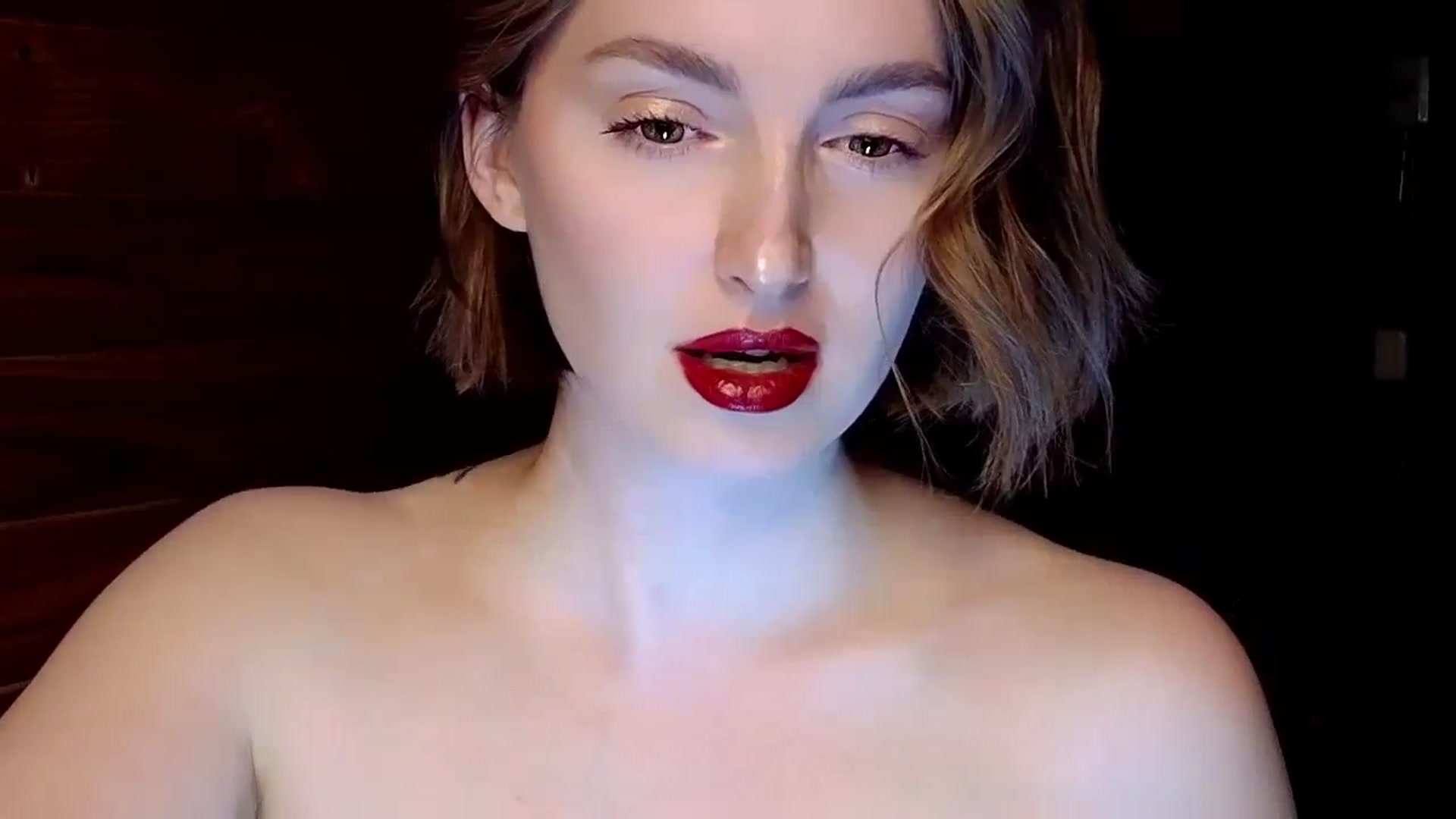 Gallery image thumbnail from Red_Lips_Girl's myfreecams stream on, 02/09/2025, 20:49 image 20 of 20