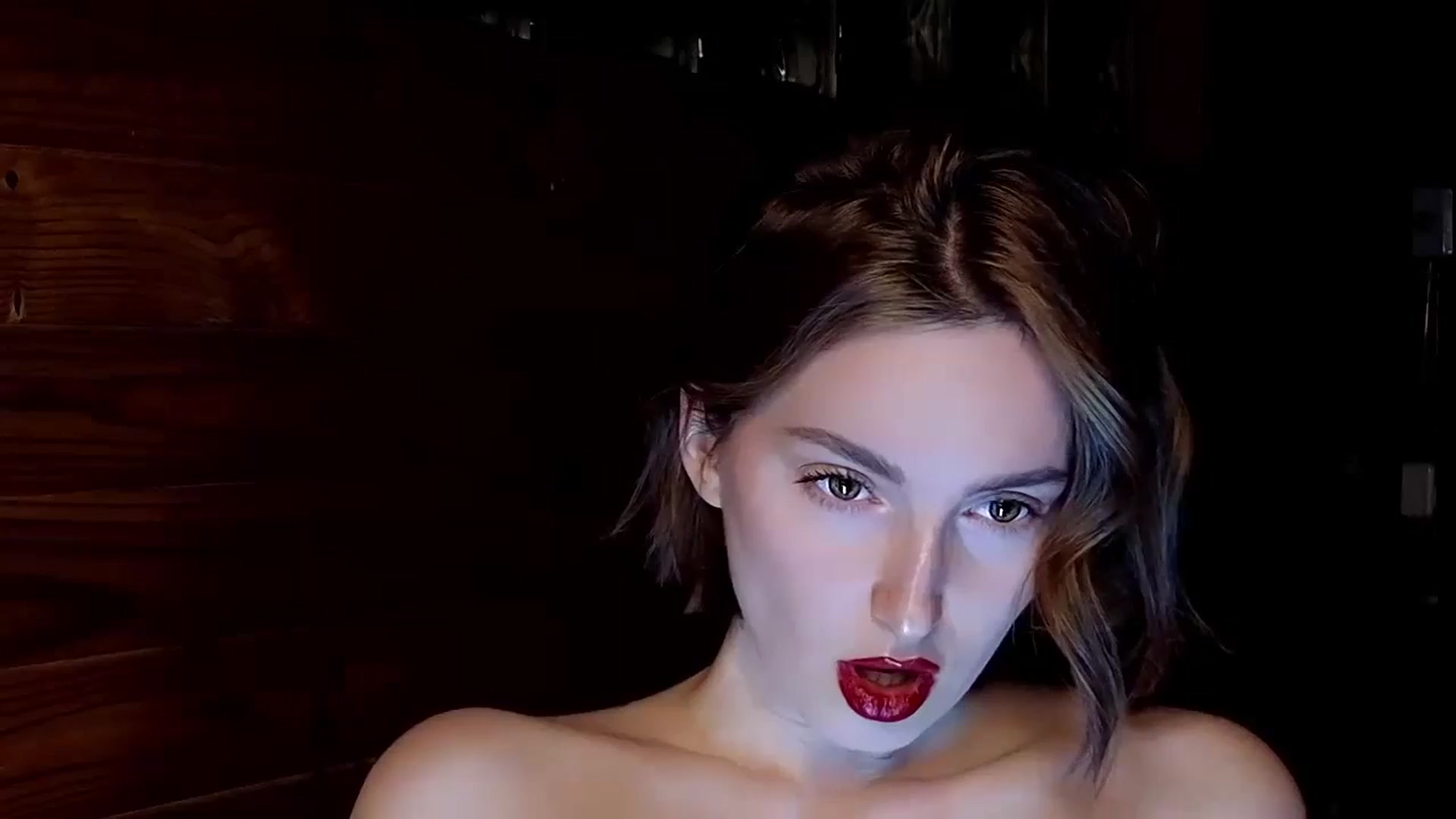 Gallery image thumbnail from Red_Lips_Girl's myfreecams stream on, 02/09/2025, 21:29 image 3 of 20
