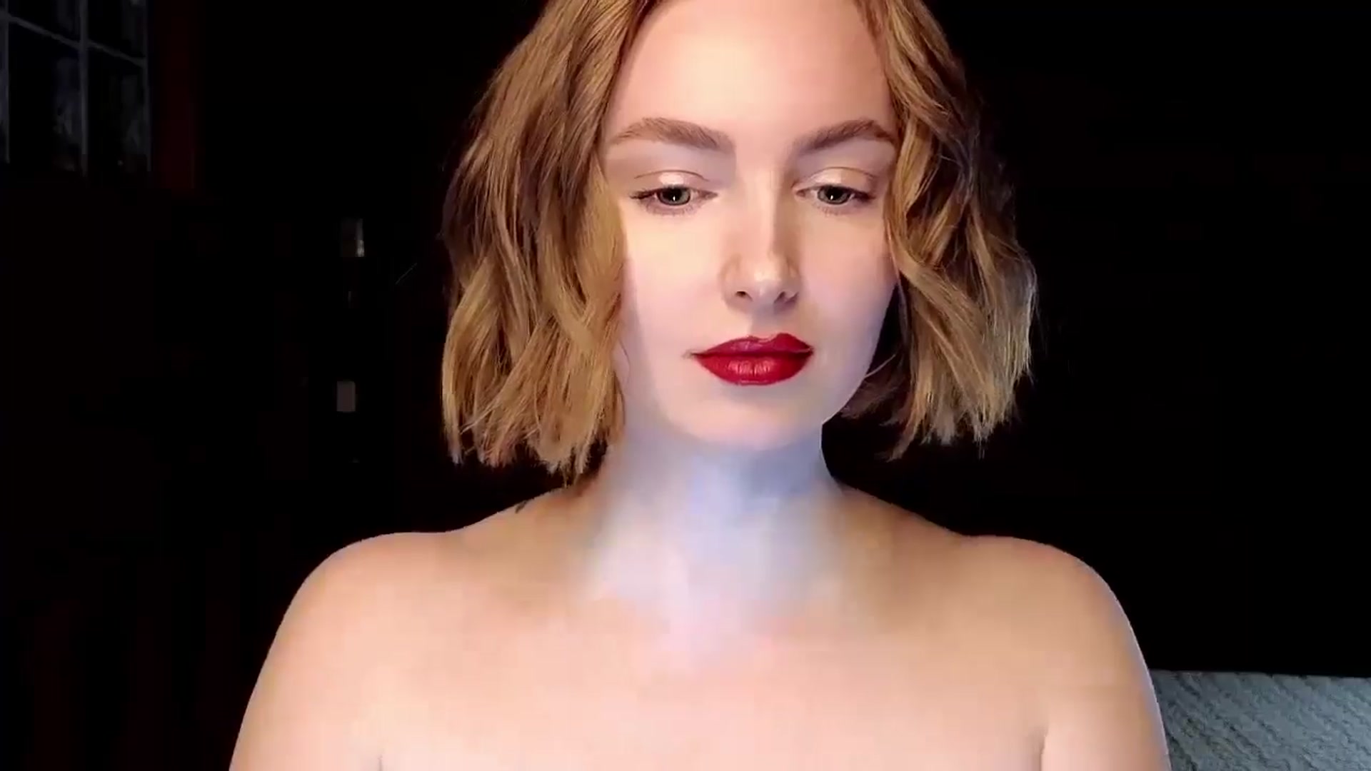 Gallery image thumbnail from Red_Lips_Girl's myfreecams stream on, 02/14/2025, 21:27 image 17 of 20