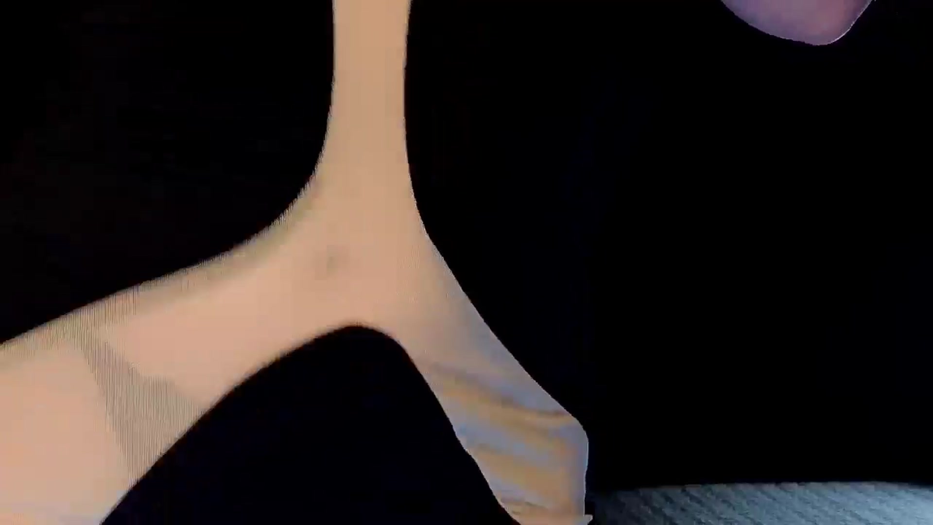 Gallery image thumbnail from Red_Lips_Girl's myfreecams stream on, 02/14/2025, 21:27 image 2 of 20