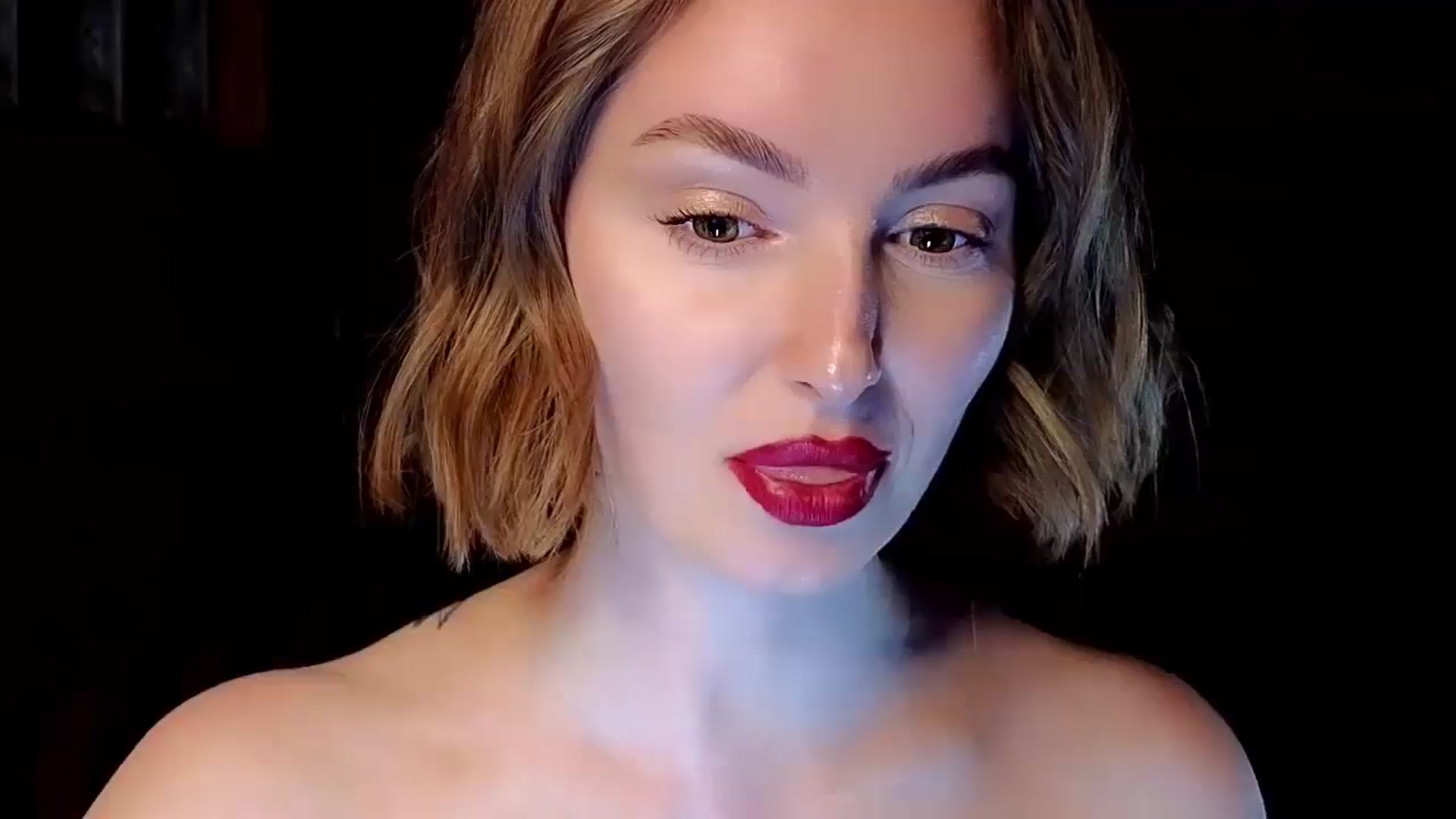 Gallery image thumbnail from Red_Lips_Girl's myfreecams stream on, 02/14/2025, 22:19 image 14 of 20