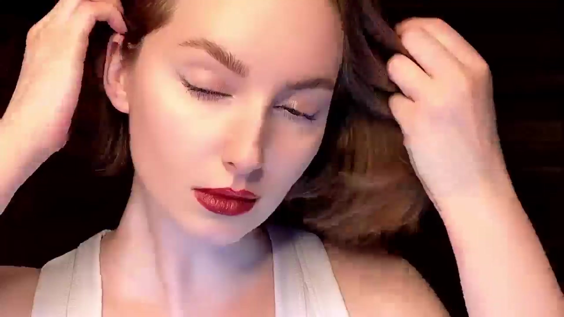 Gallery image thumbnail from Red_Lips_Girl's myfreecams stream on, 02/18/2025, 22:59 image 18 of 20