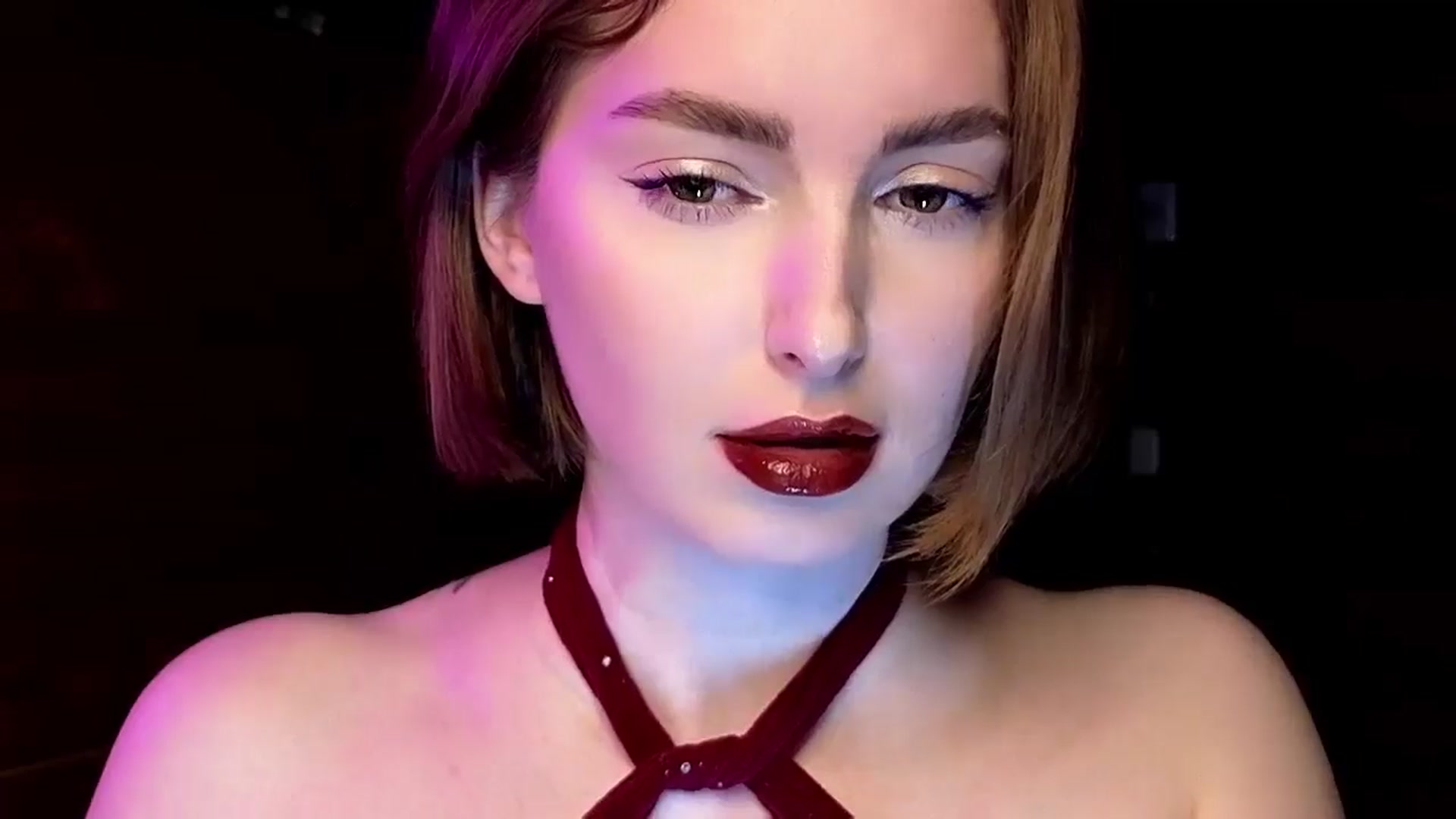 Gallery image thumbnail from Red_Lips_Girl's myfreecams stream on, 02/21/2025, 20:41 image 16 of 20