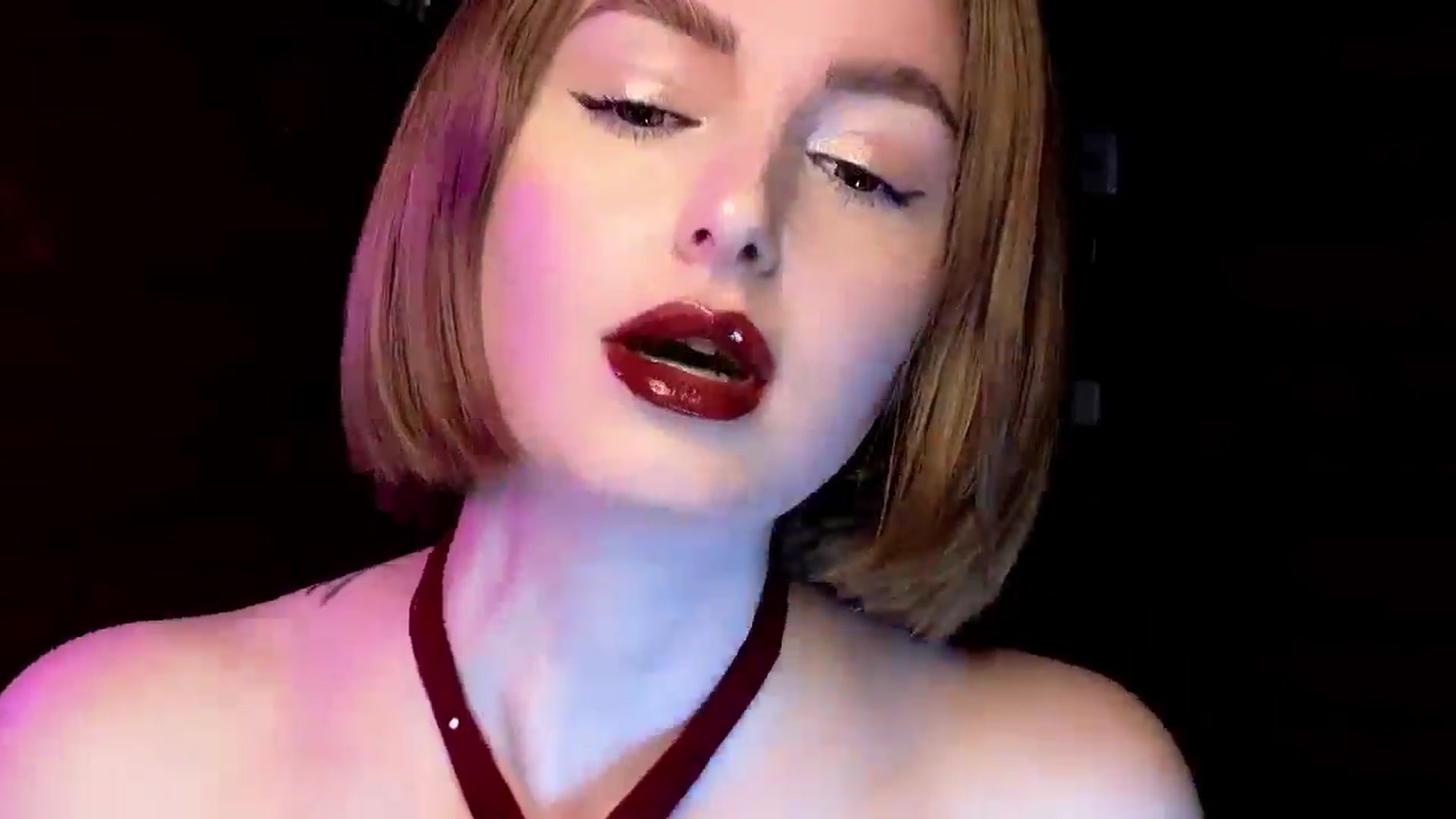 Gallery image thumbnail from Red_Lips_Girl's myfreecams stream on, 02/21/2025, 20:41 image 12 of 20