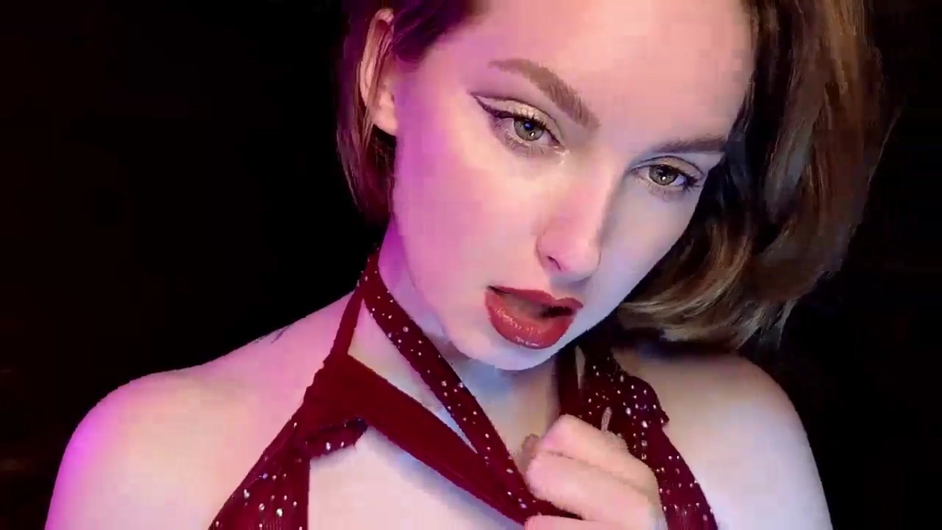 Gallery image thumbnail from Red_Lips_Girl's myfreecams stream on, 02/23/2025, 22:06 image 11 of 20