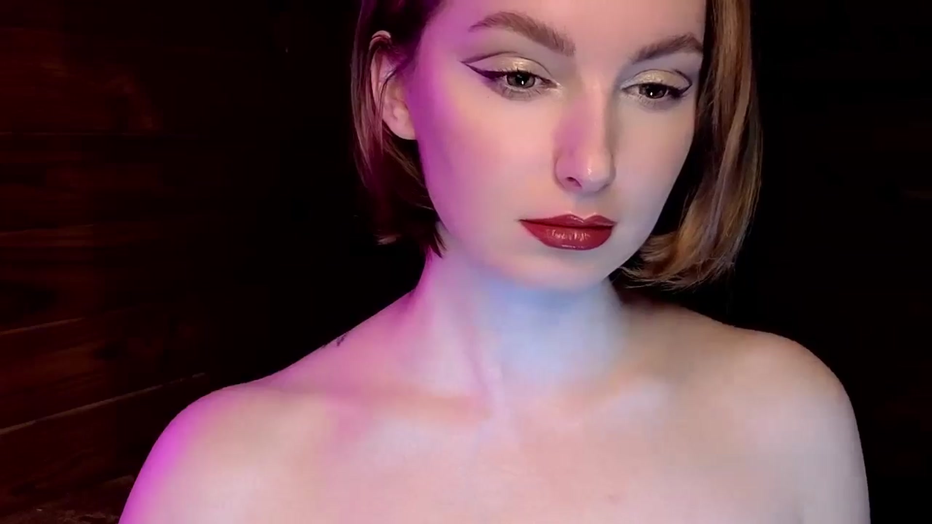 Gallery image thumbnail from Red_Lips_Girl's myfreecams stream on, 02/23/2025, 22:06 image 20 of 20