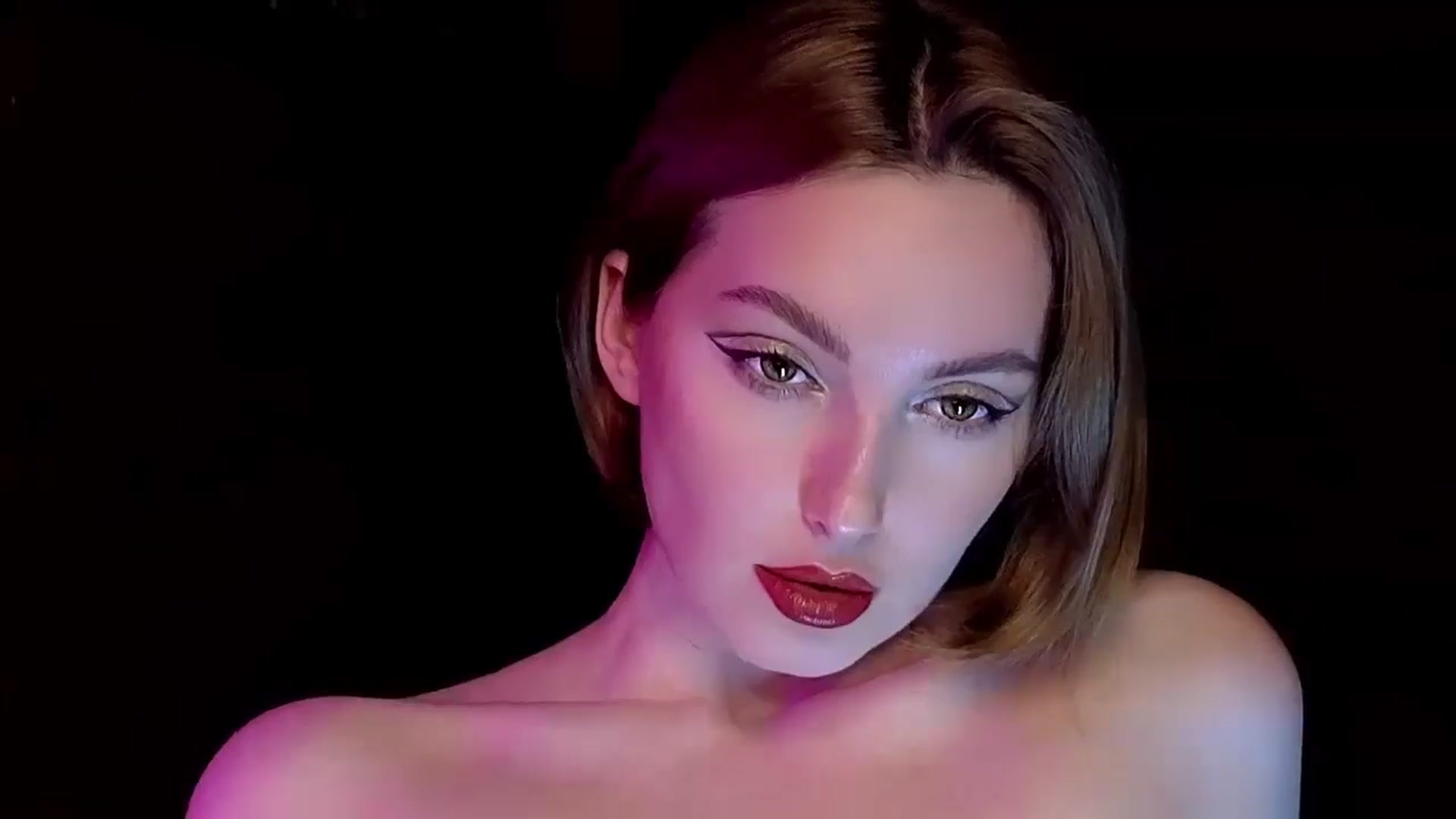 Gallery image thumbnail from Red_Lips_Girl's myfreecams stream on, 02/23/2025, 22:06 image 16 of 20