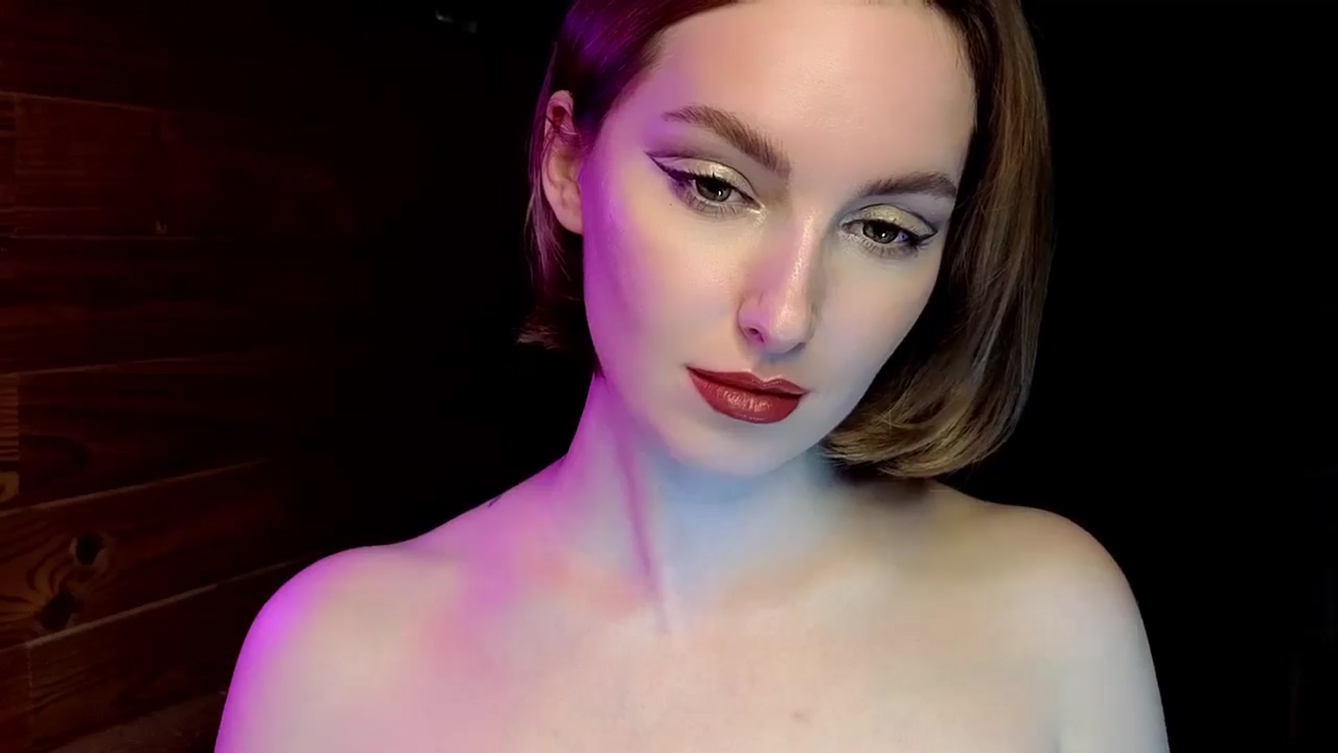 Gallery image thumbnail from Red_Lips_Girl's myfreecams stream on, 02/23/2025, 22:36 image 6 of 20