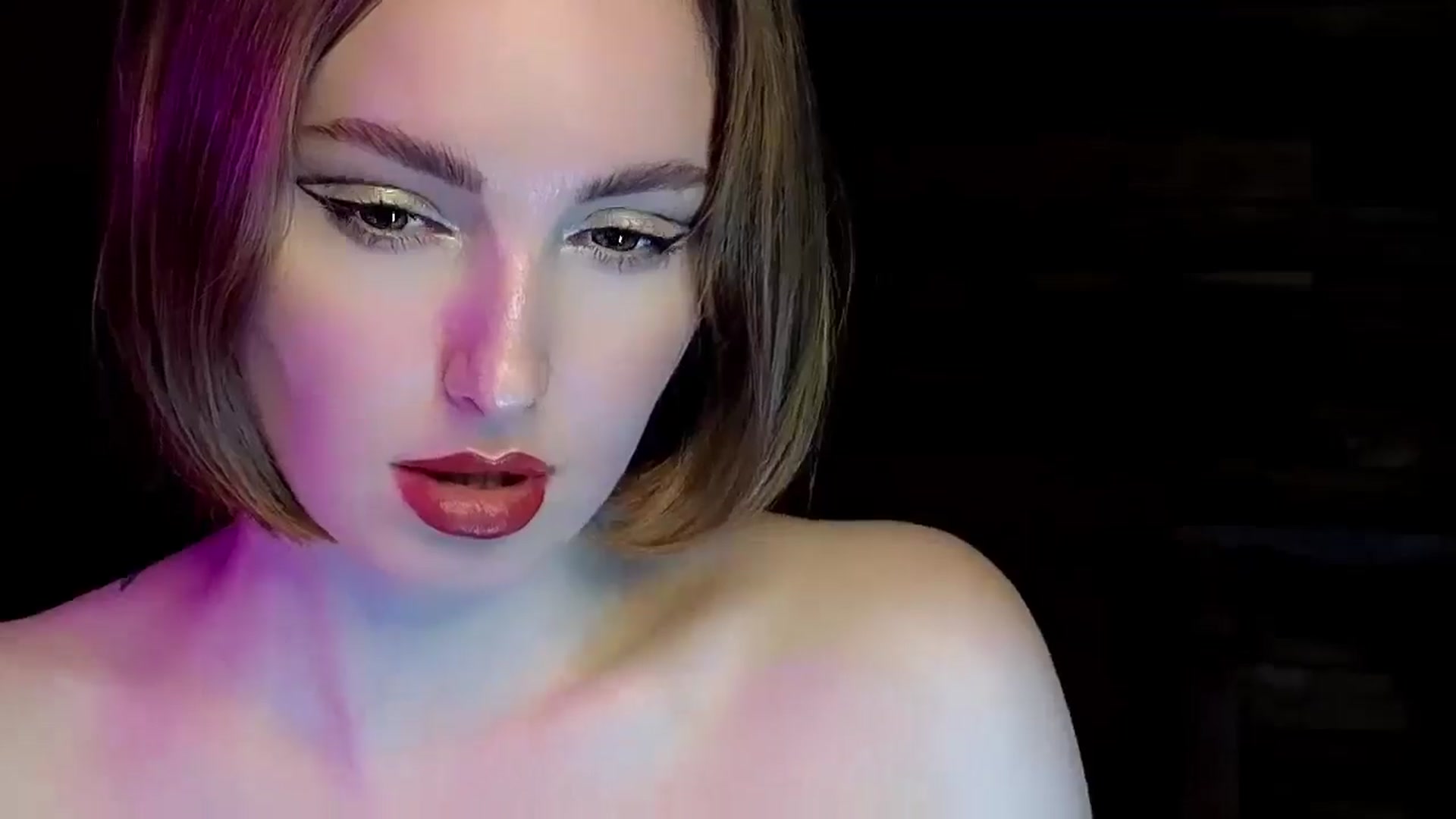 Gallery image thumbnail from Red_Lips_Girl's myfreecams stream on, 02/23/2025, 23:56 image 17 of 20