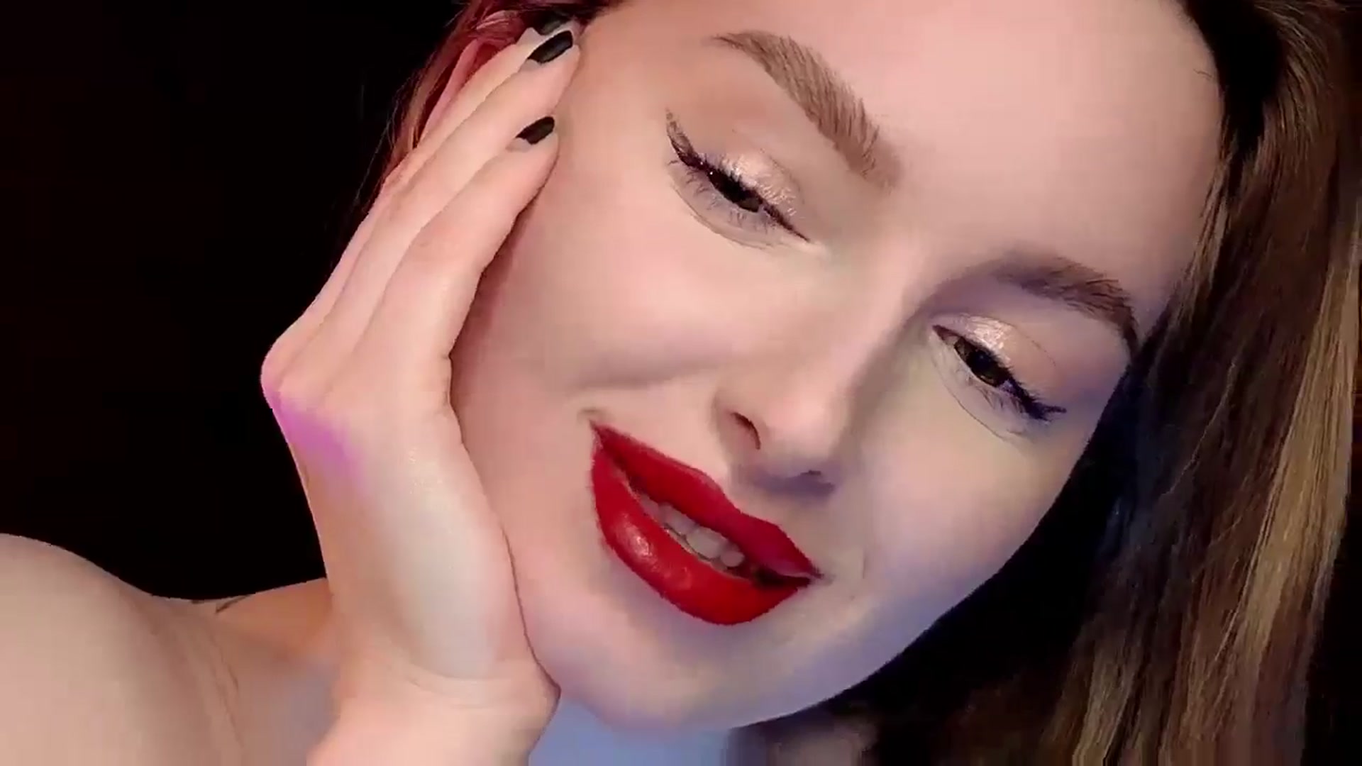 Gallery image thumbnail from Red_Lips_Girl's myfreecams stream on, 02/24/2025, 20:55 image 14 of 20