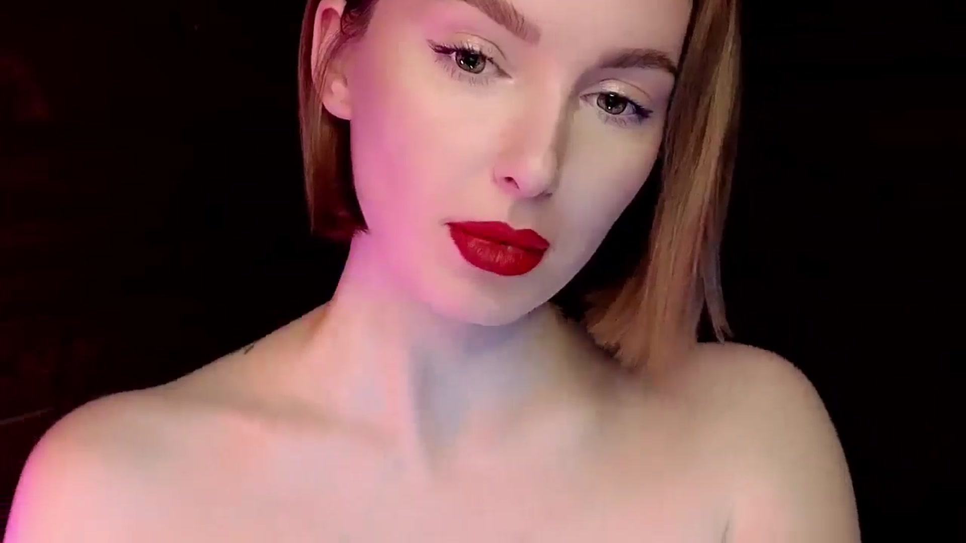 Gallery image thumbnail from Red_Lips_Girl's myfreecams stream on, 02/24/2025, 21:41 image 6 of 20