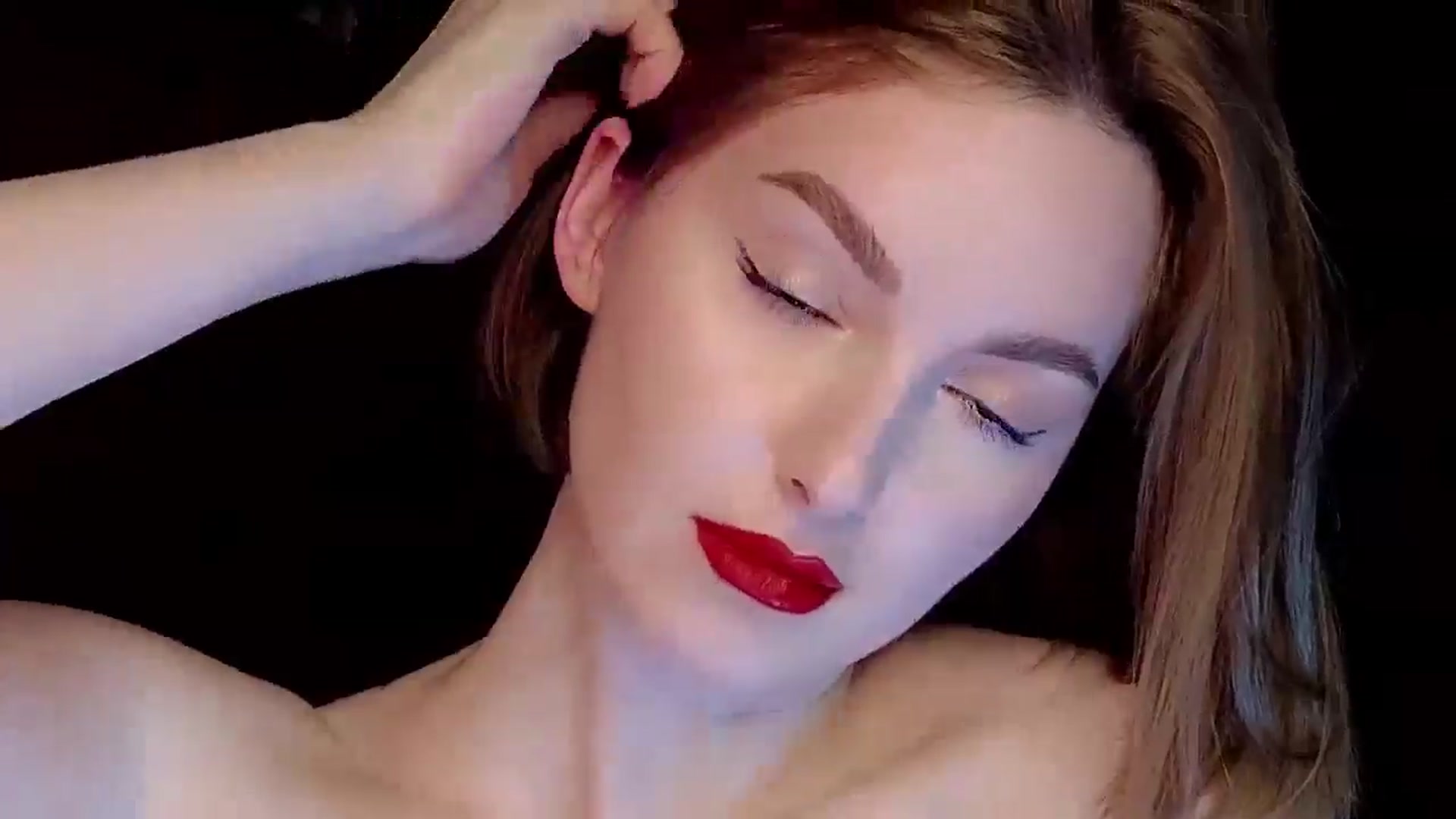Gallery image thumbnail from Red_Lips_Girl's myfreecams stream on, 02/24/2025, 21:41 image 9 of 20